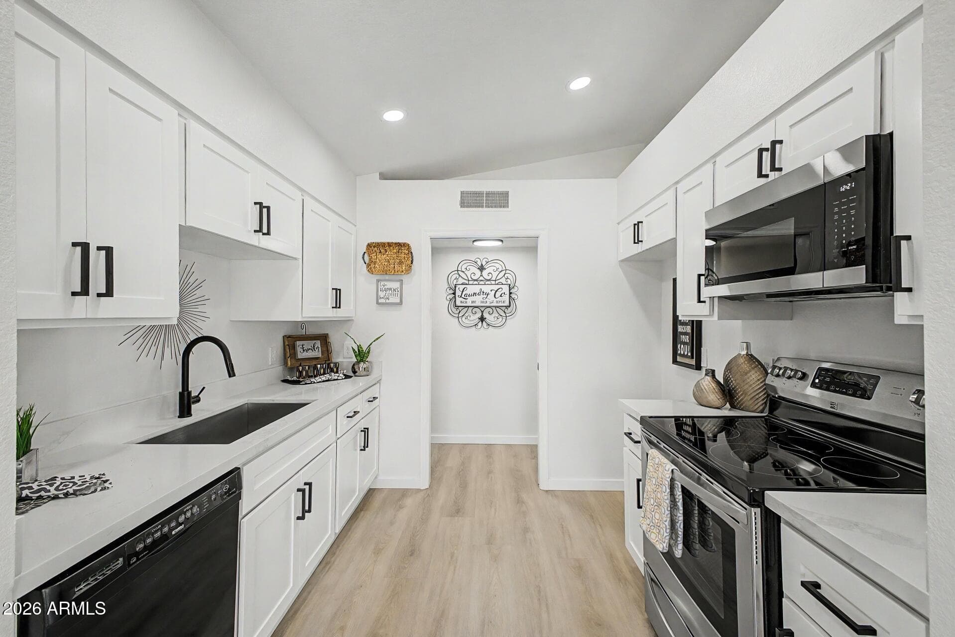 3660 W Bluefield Ave — photo 1