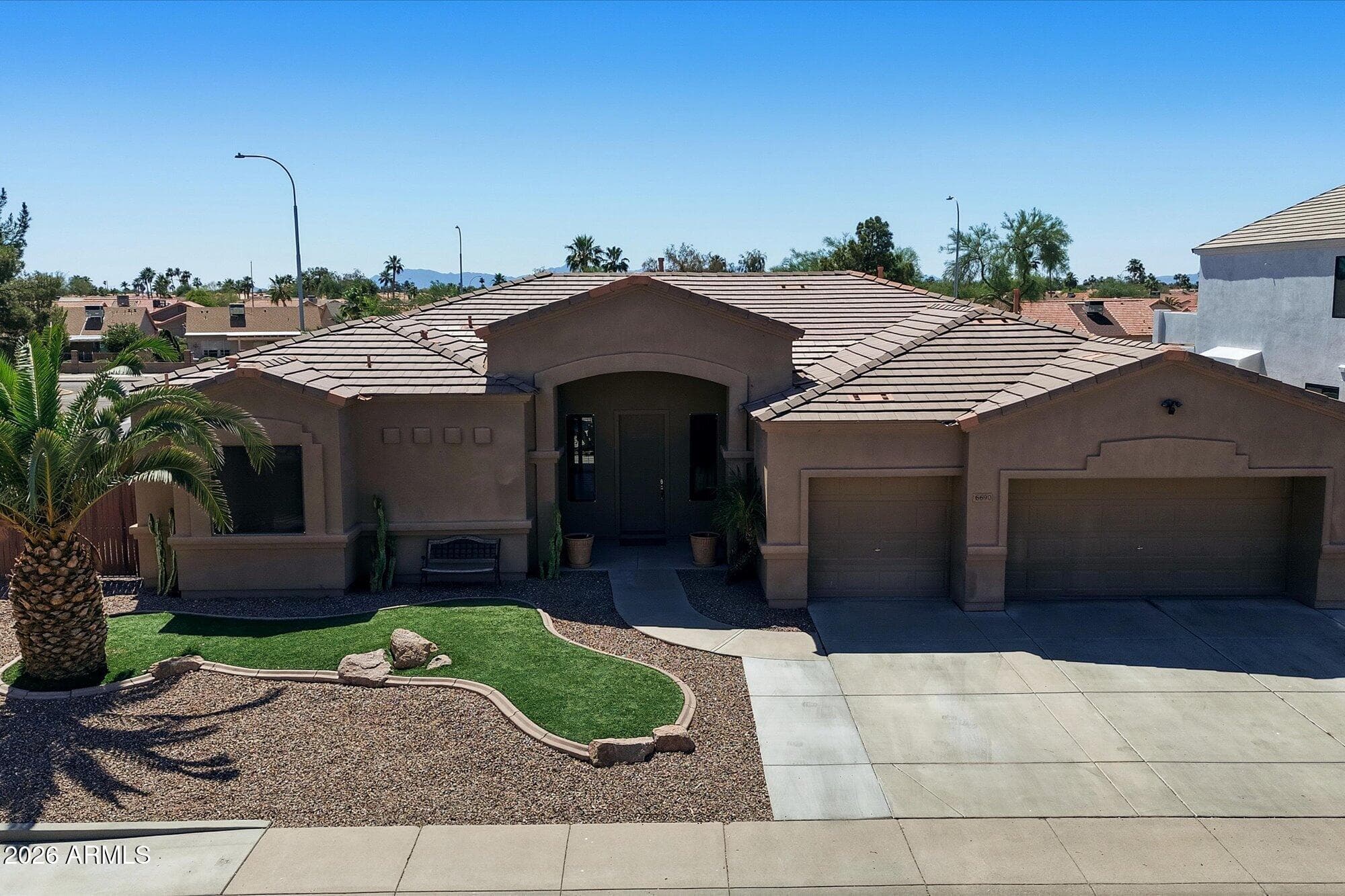 6690 S EUCALYPTUS PL - Photo 2