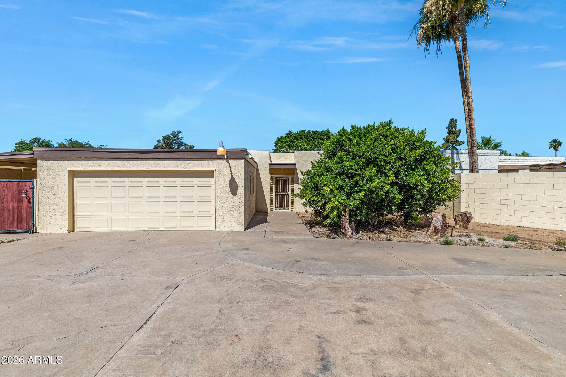3213 W SAHUARO DR - Photo 1