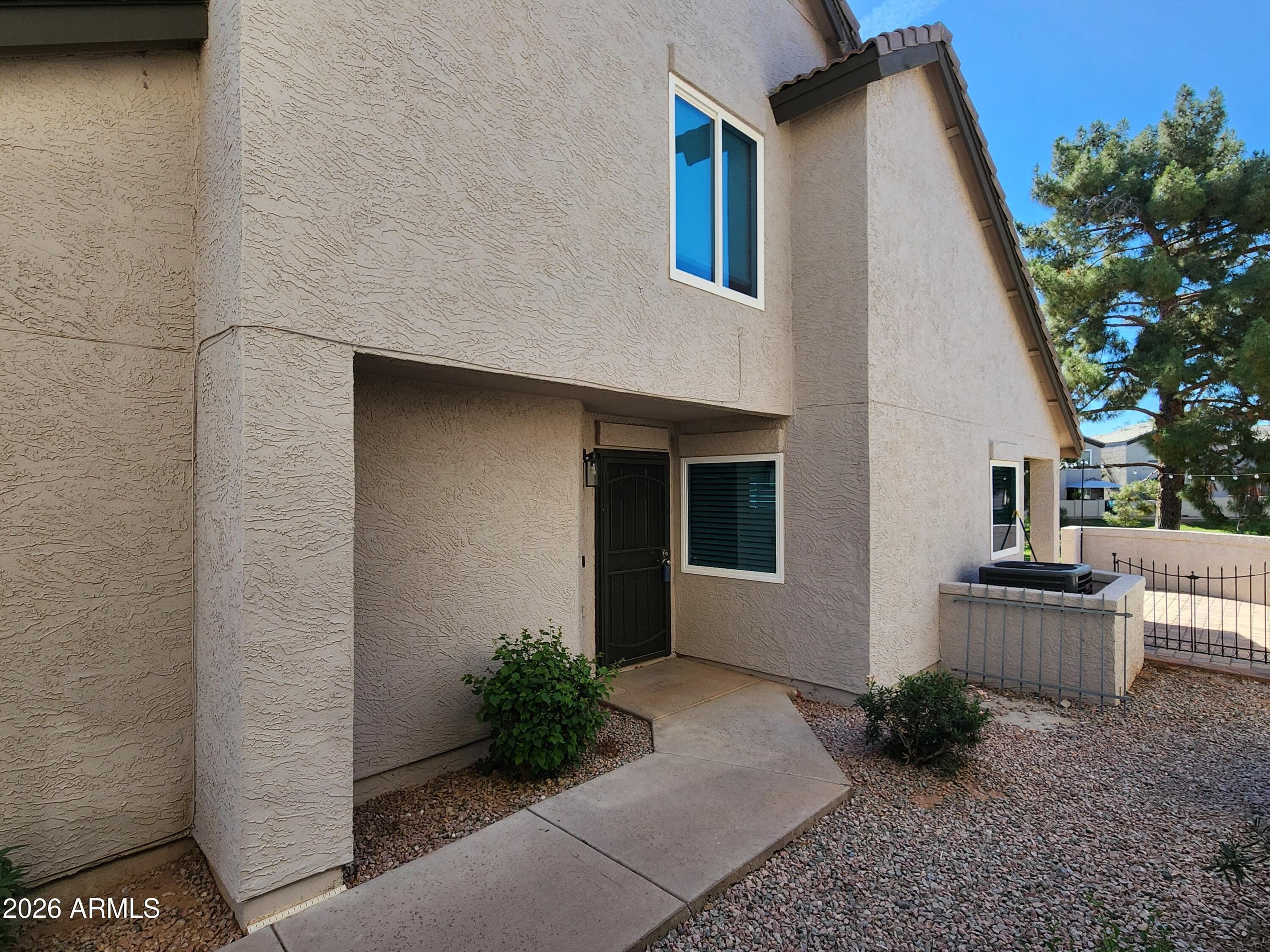 405 S Seawynds Blvd — photo 2