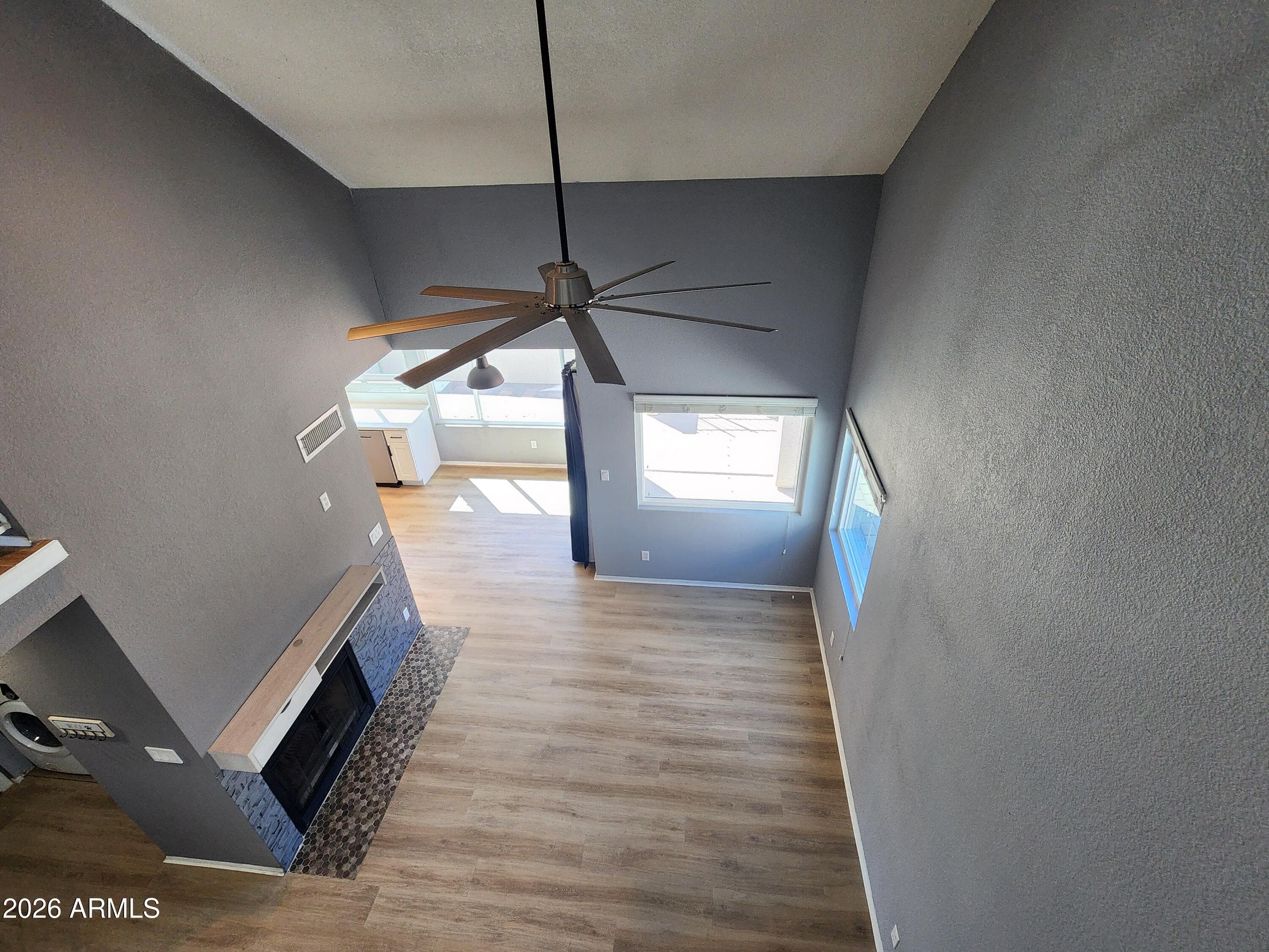 405 S SEAWYNDS BLVD - Photo 5