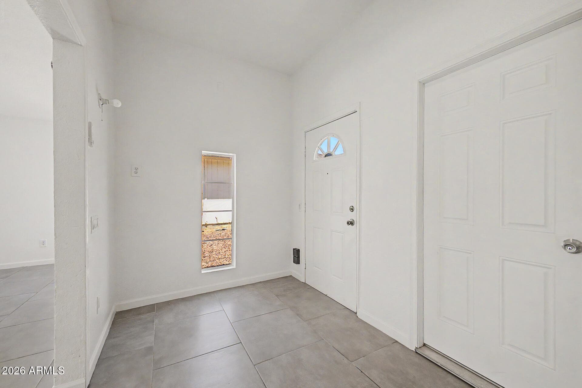 7306 N 69TH AVE - Photo 3