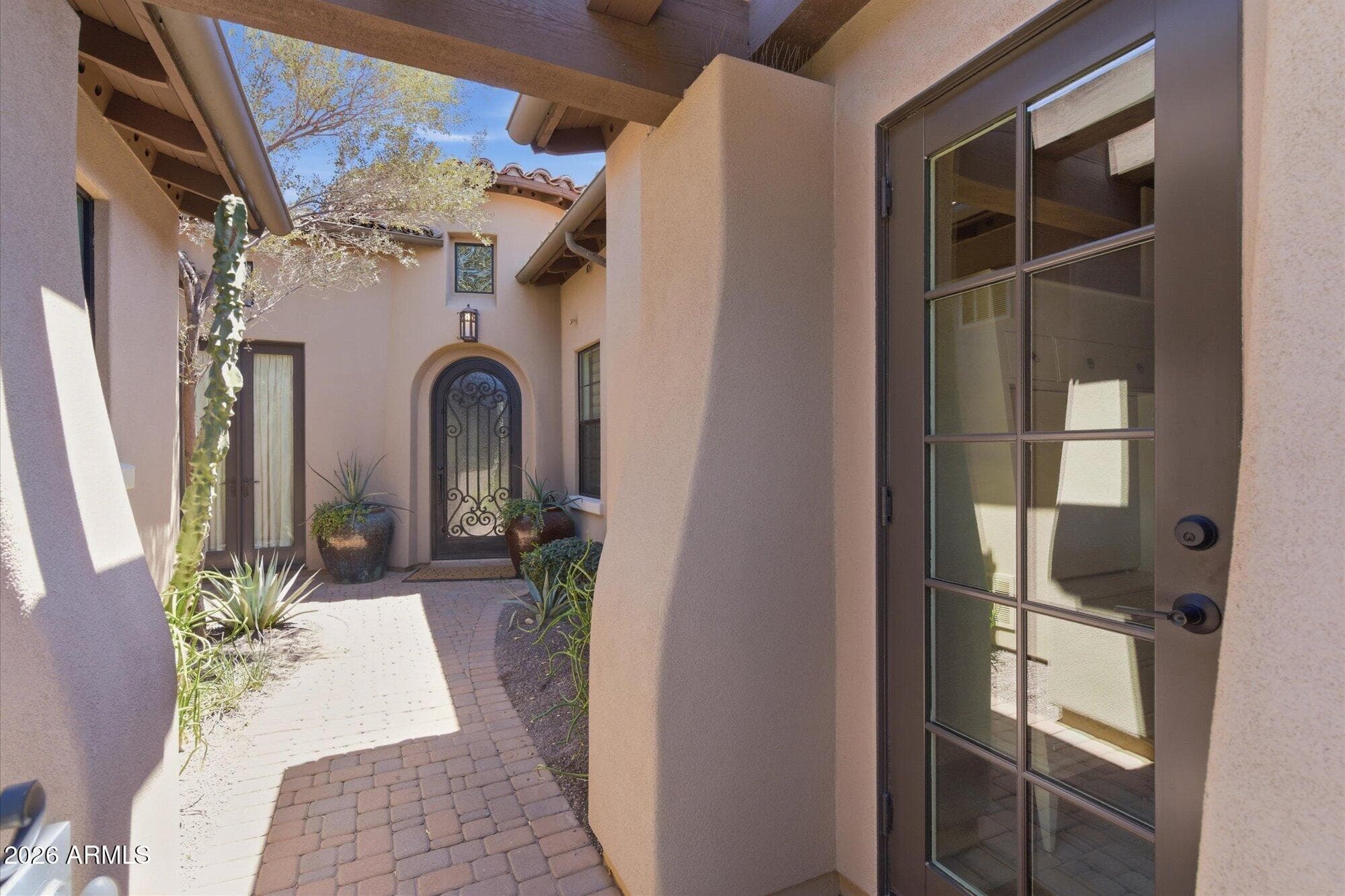 9215 E HOVERLAND RD - Photo 3