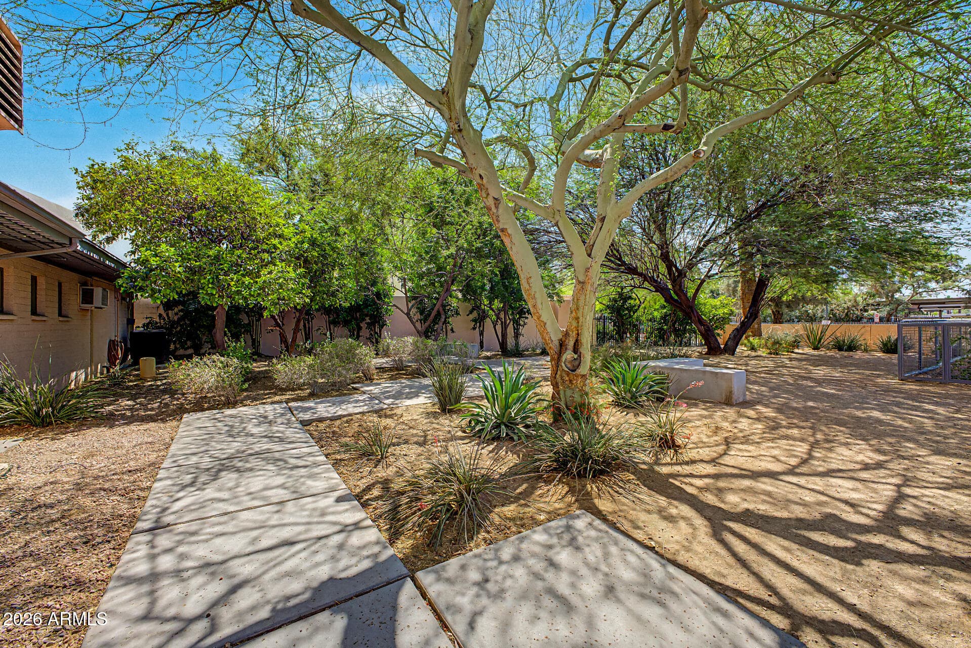2201 N Central Ave 3D — photo 45