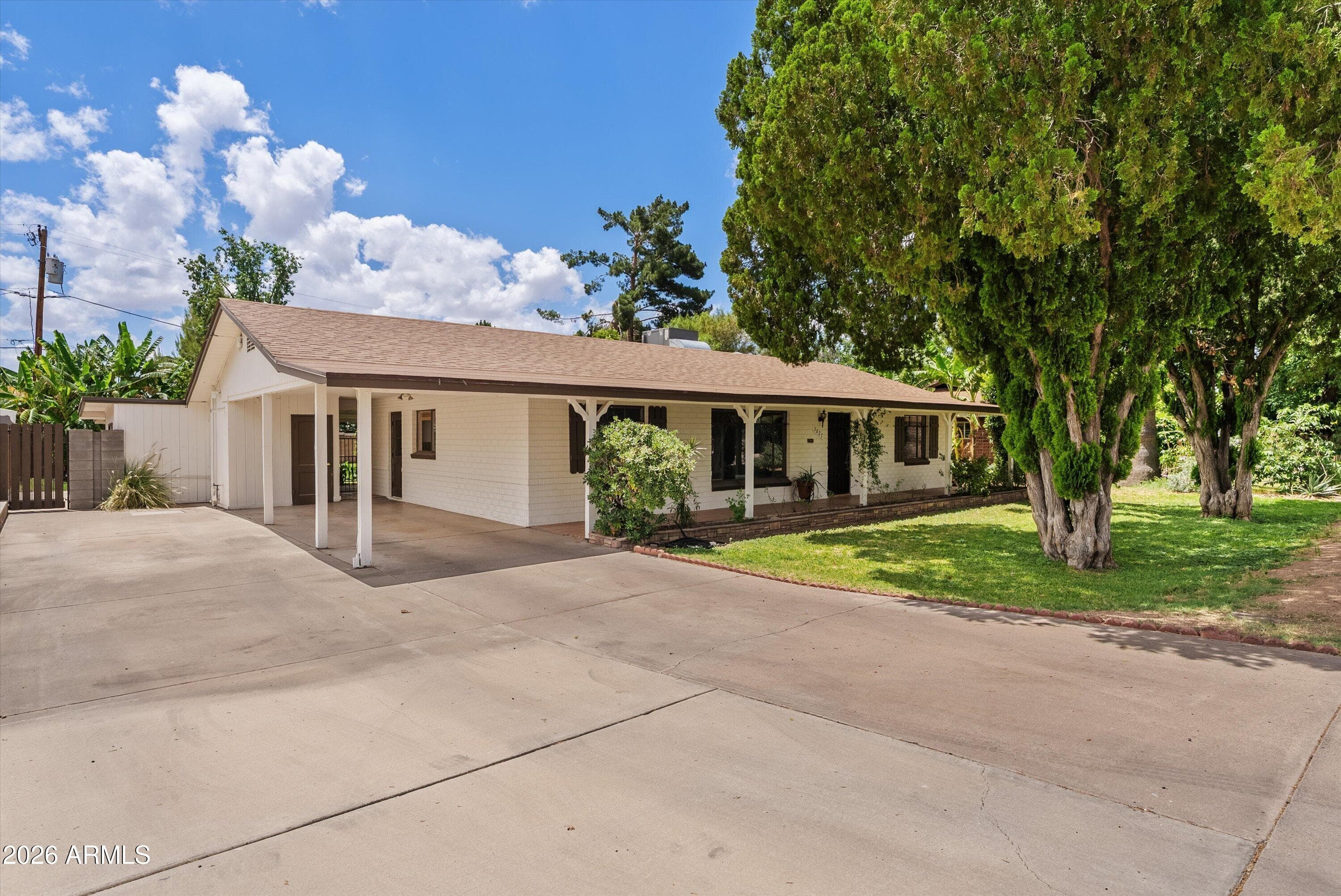 3827 E WELDON AVE - Photo 1