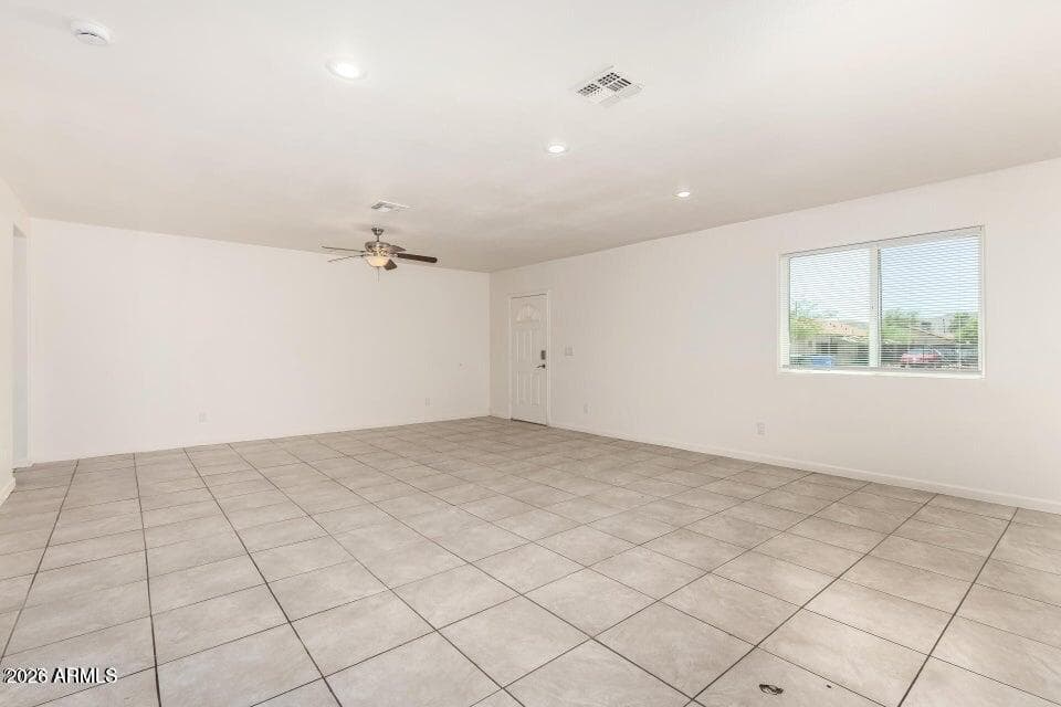 2828 E CHIPMAN RD - Photo 5