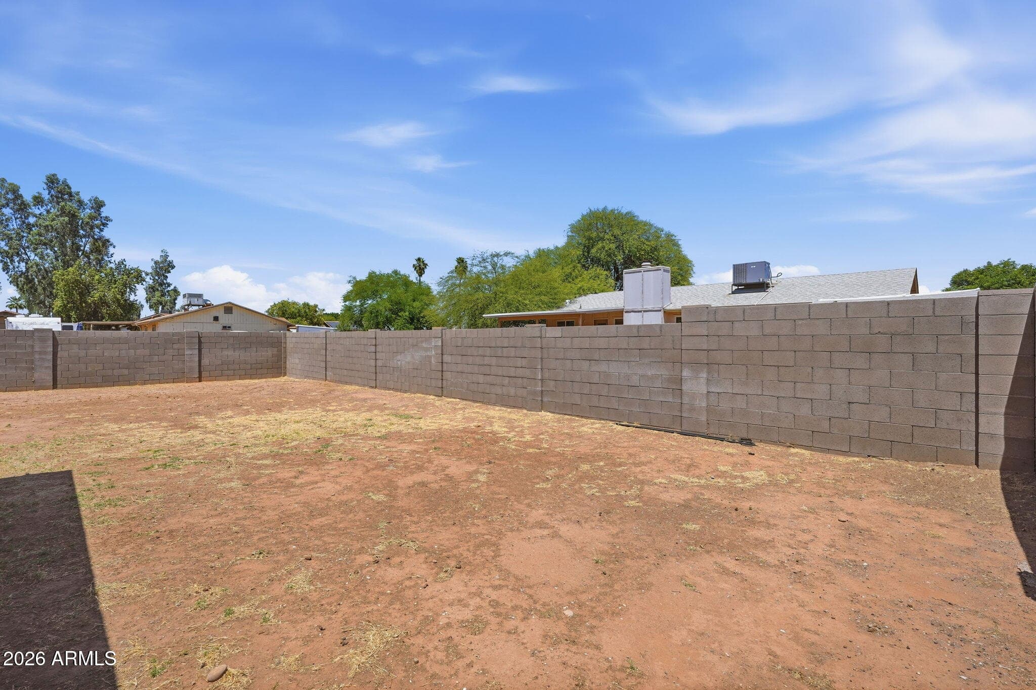 324 W Scott Ave — photo 32