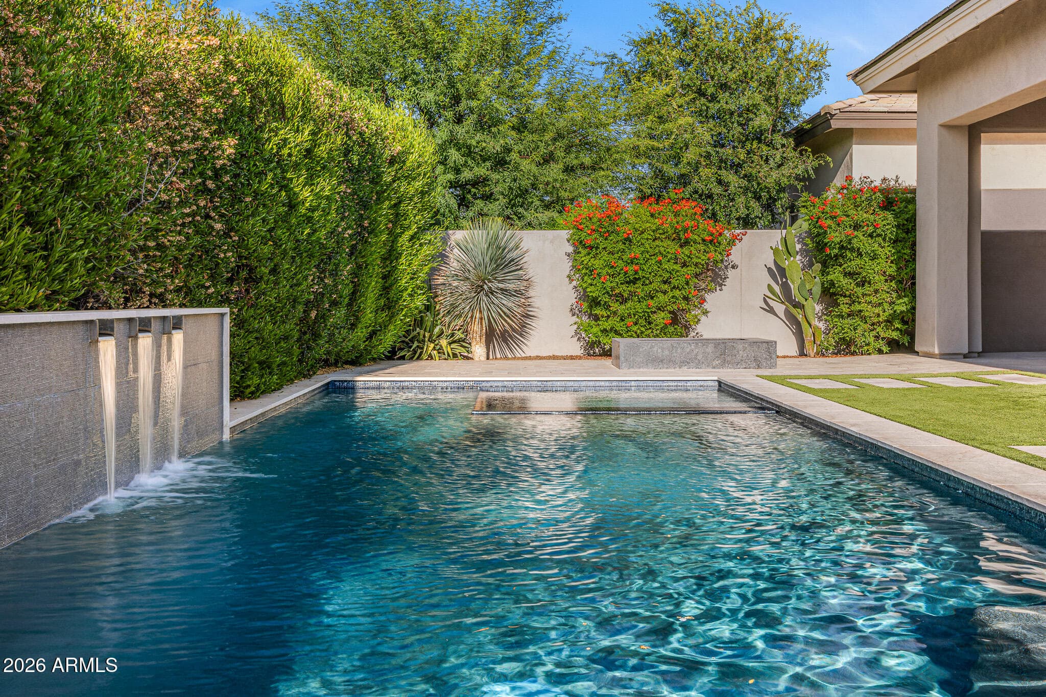 5534 E Alan Ln — photo 1