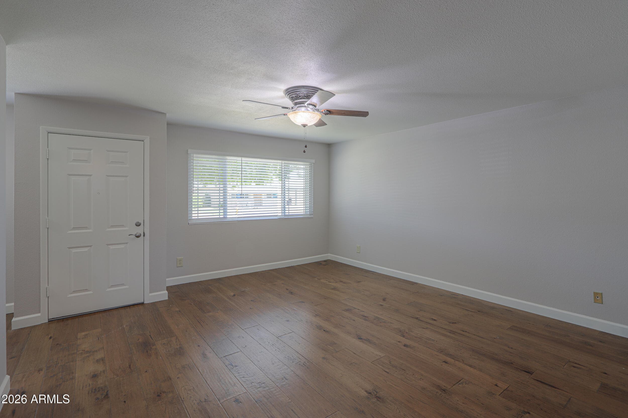10200 N 95TH DR - Photo 5