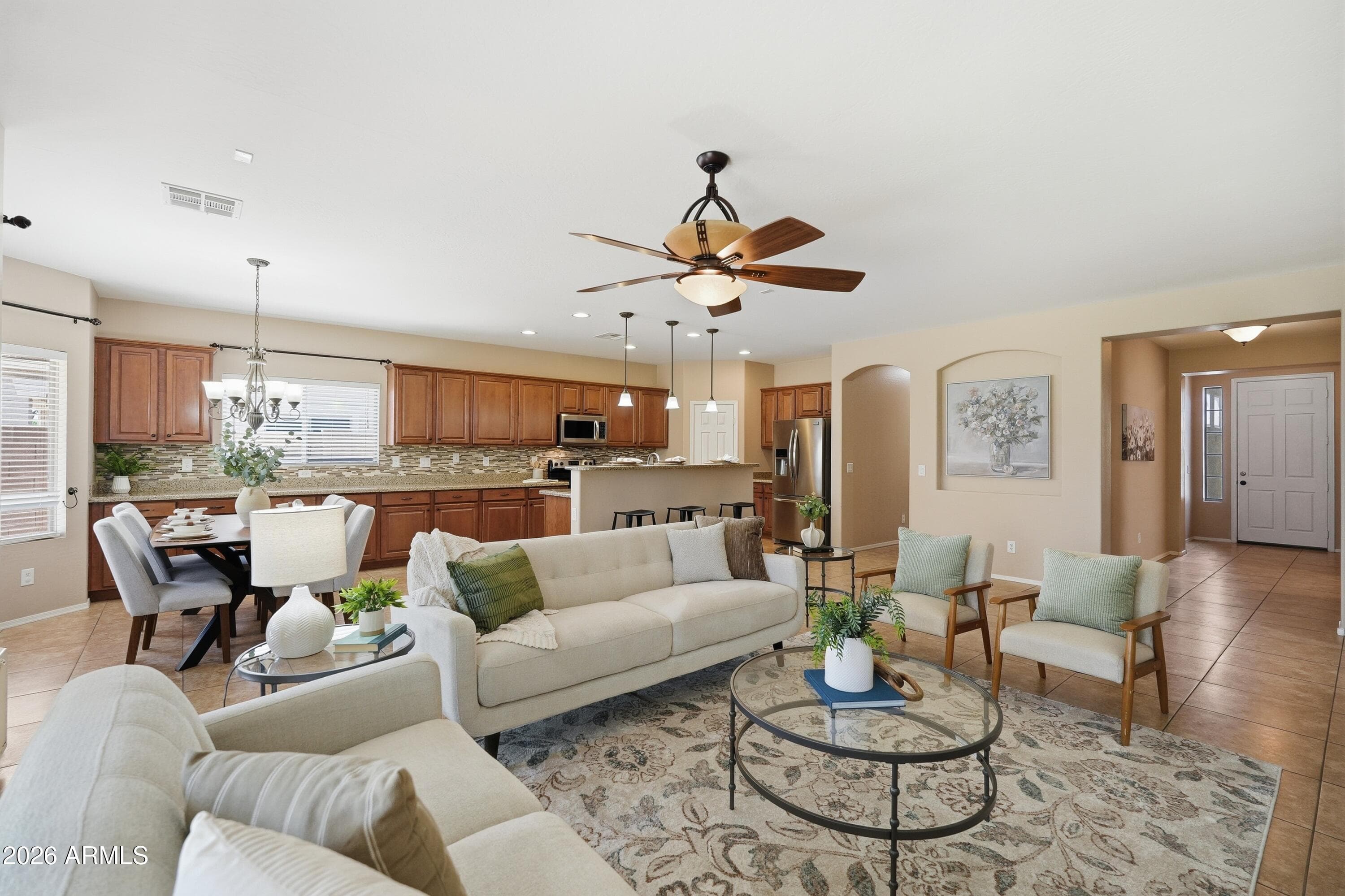 2845 E MELROSE ST - Photo 3