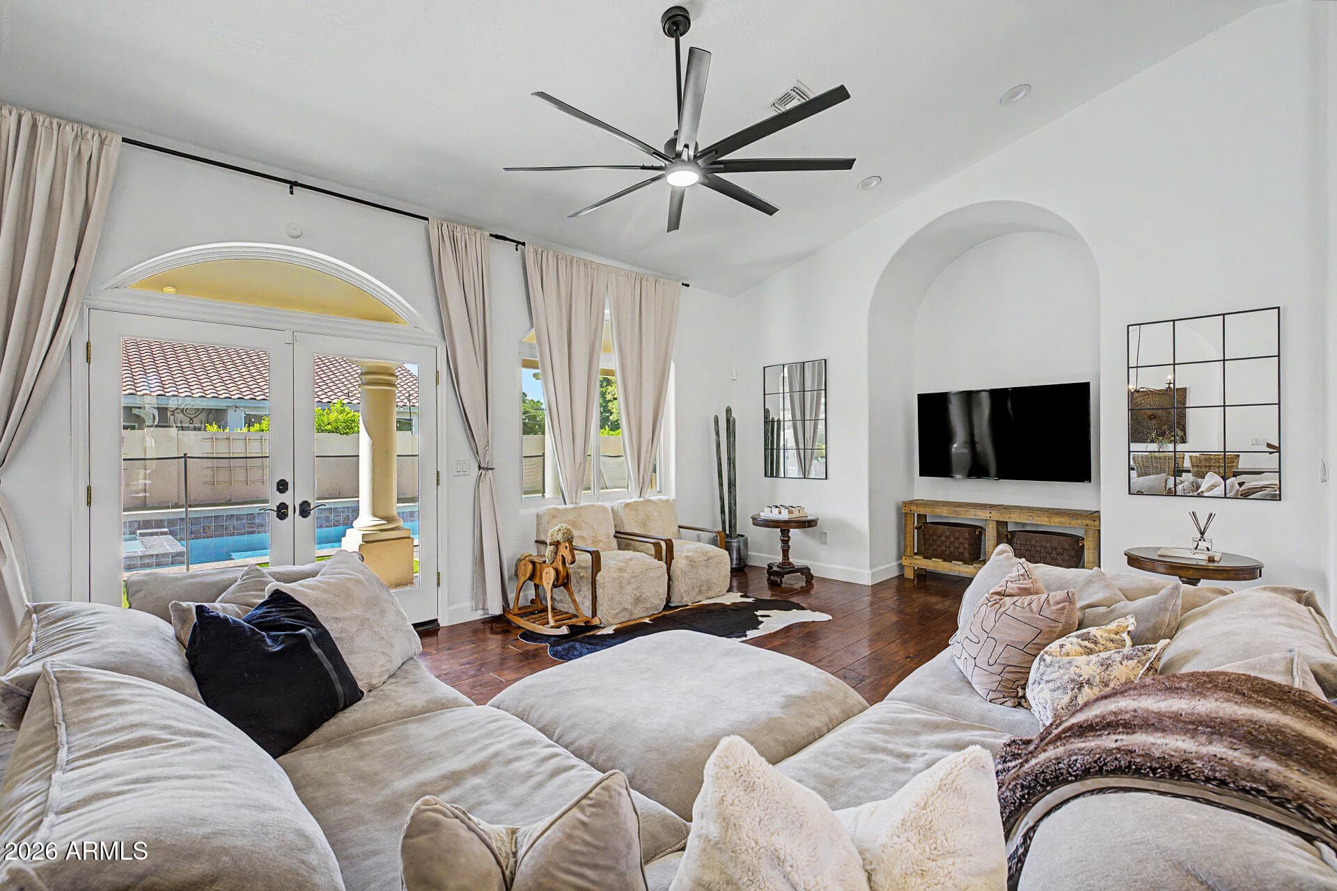 2142 E DESOTO WAY - See more photos