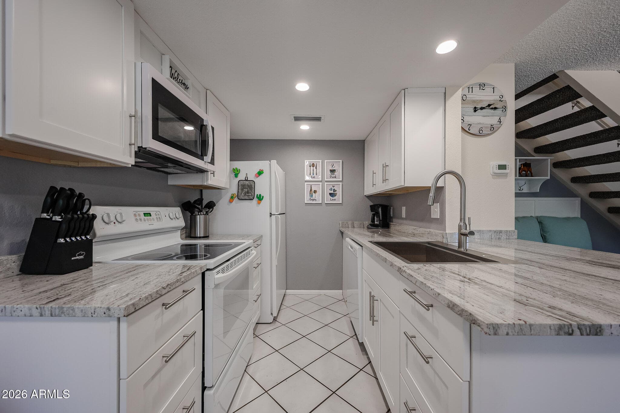14422 N Teakwood Ln — photo 1