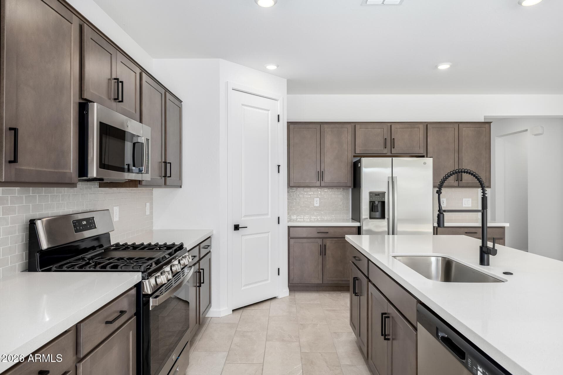 22645 W IRMA LN - Photo 3