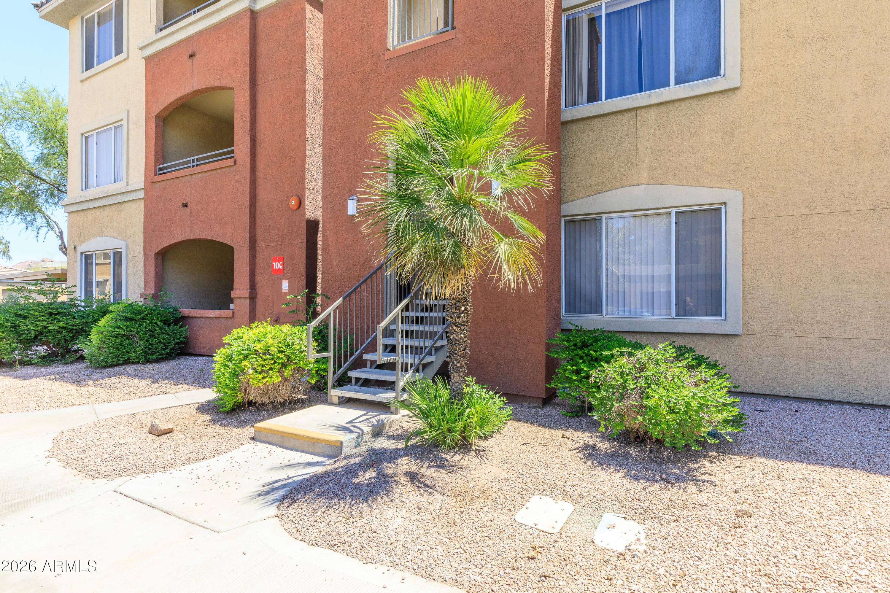 5401 E Van Buren St 1089 — photo 1