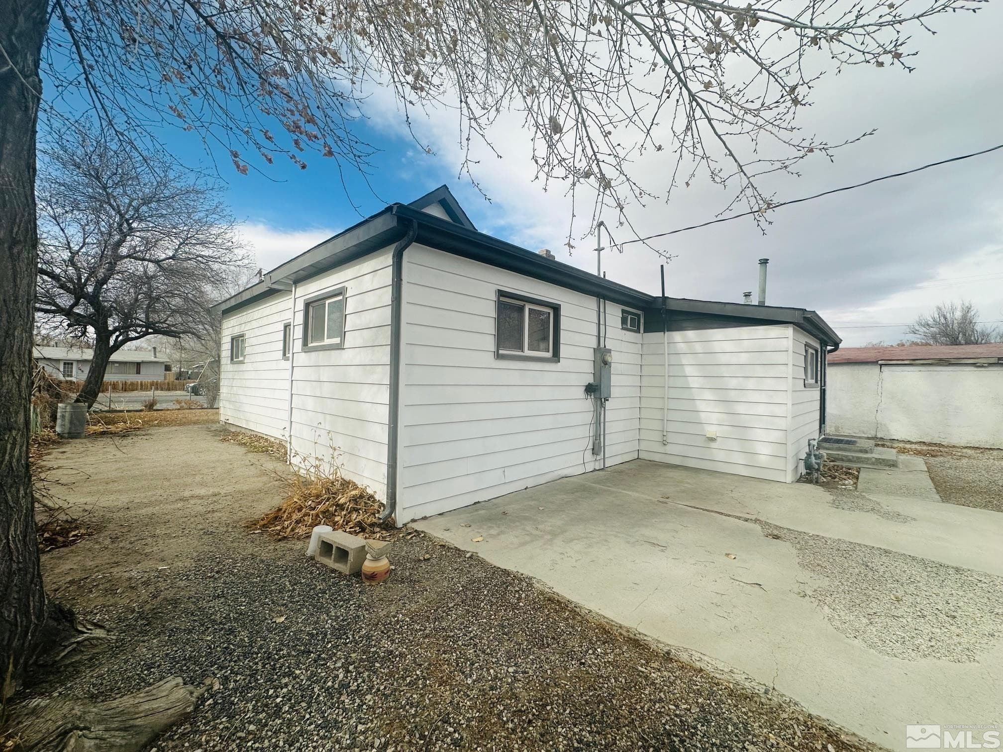 750 GRINNEL AVE - Photo 4