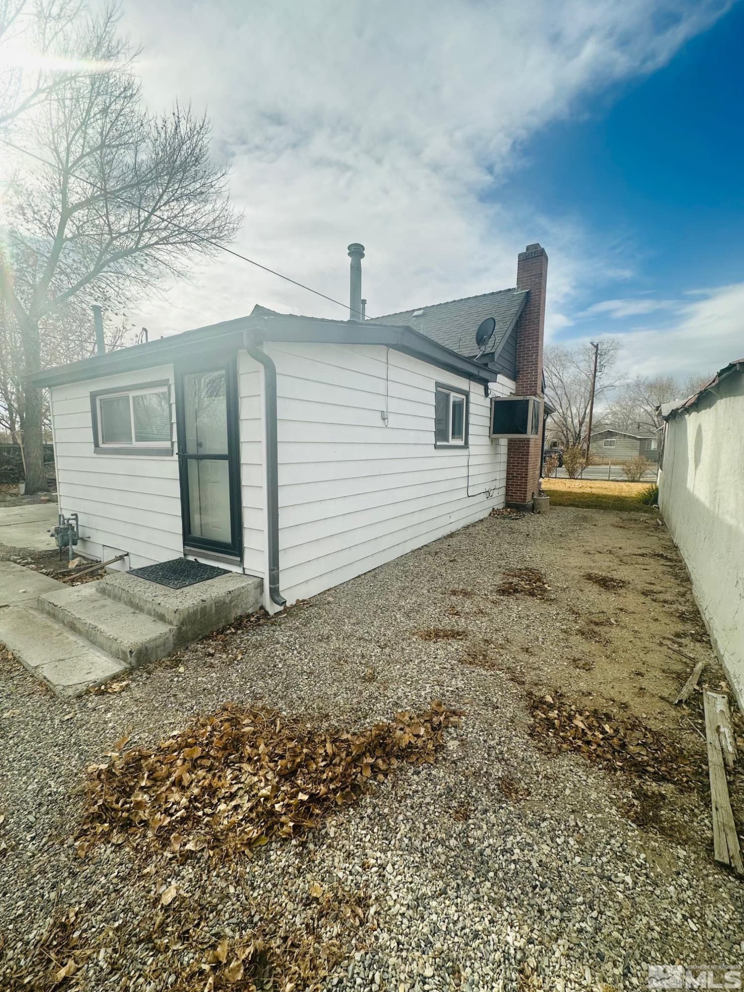 750 GRINNEL AVE - Photo 5