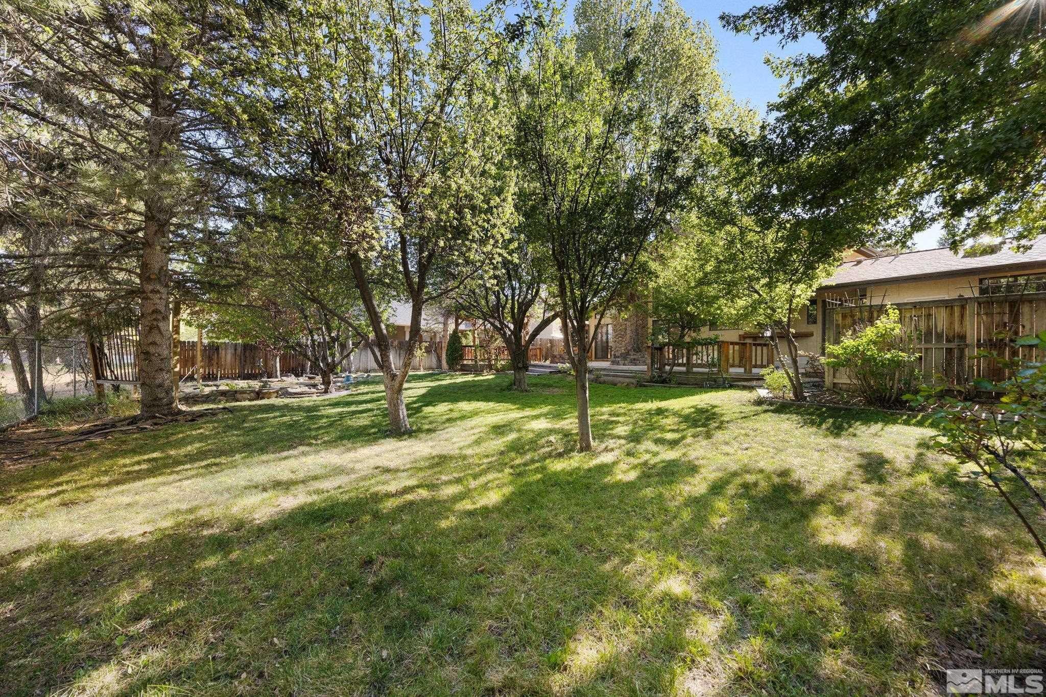 1160 Yates Ln — photo 10