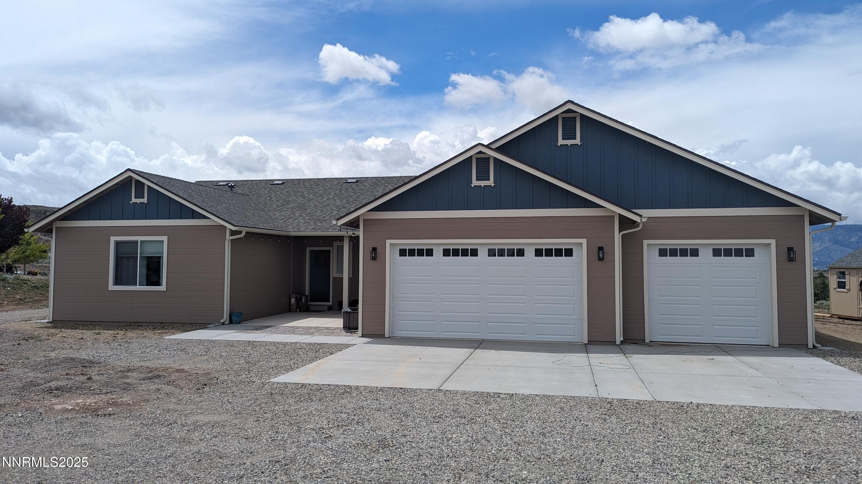1927 Arabian Ln — photo 1