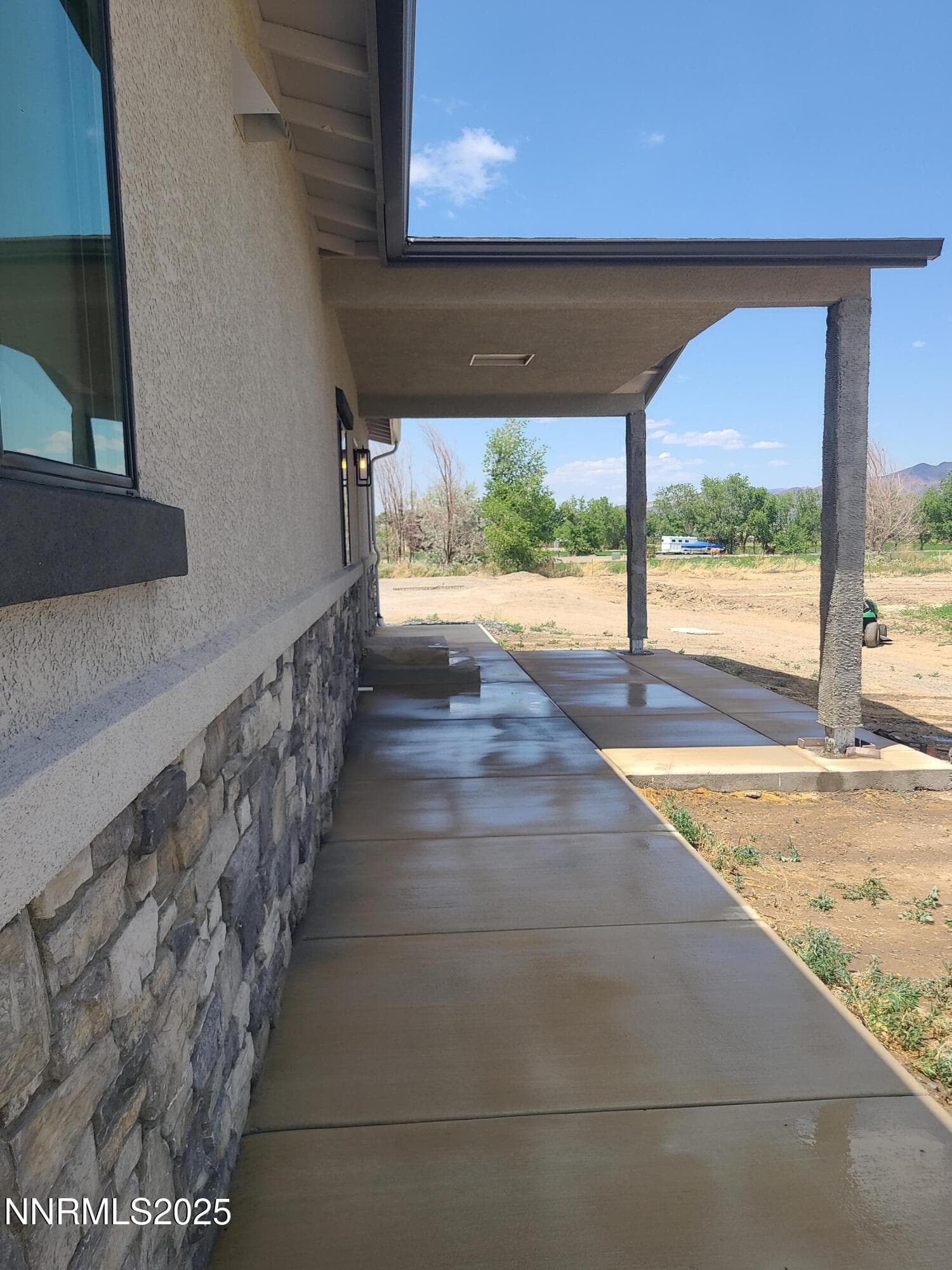 900 CATTLE DR - Photo 2