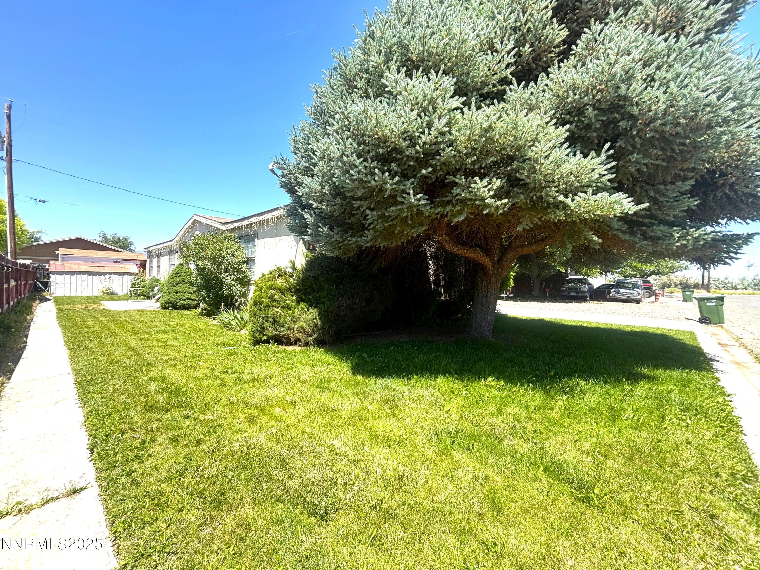218 & 220 MIDDLEGATE DR - Photo 1