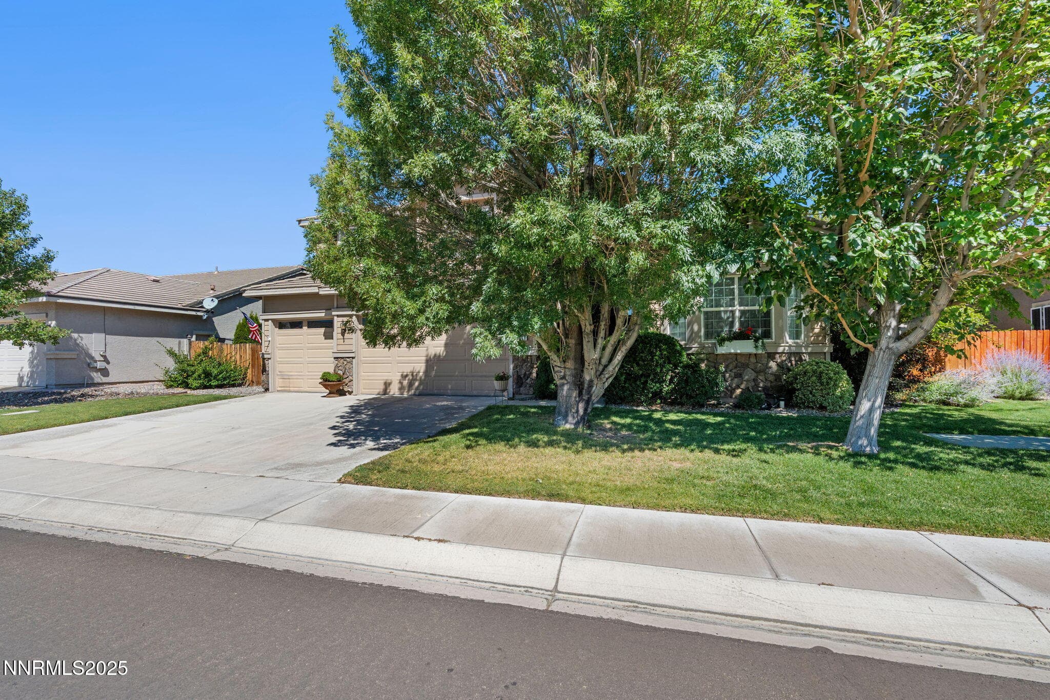 648 ST ANDREWS DR - Photo 3