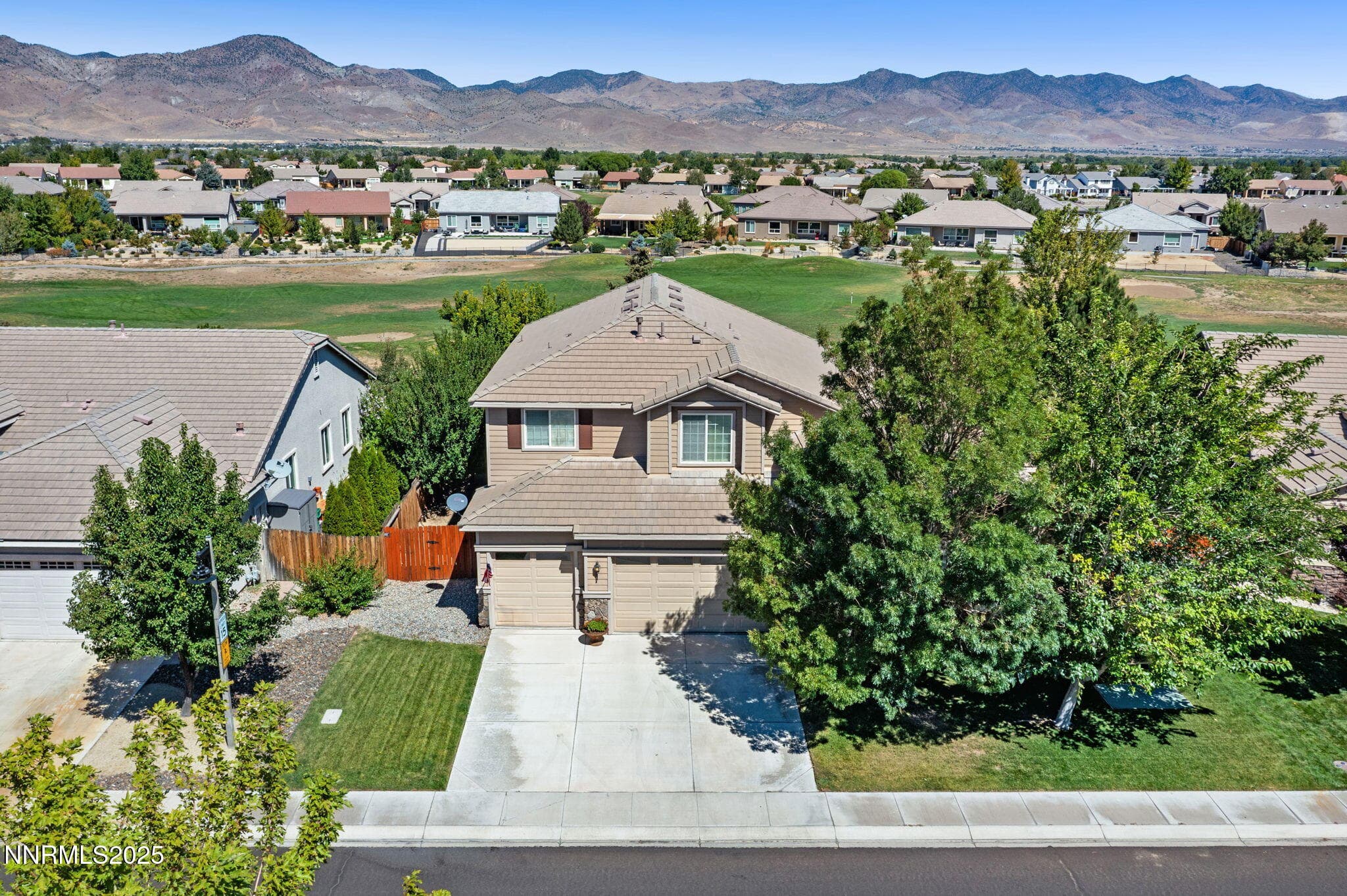 648 ST ANDREWS DR - See more photos