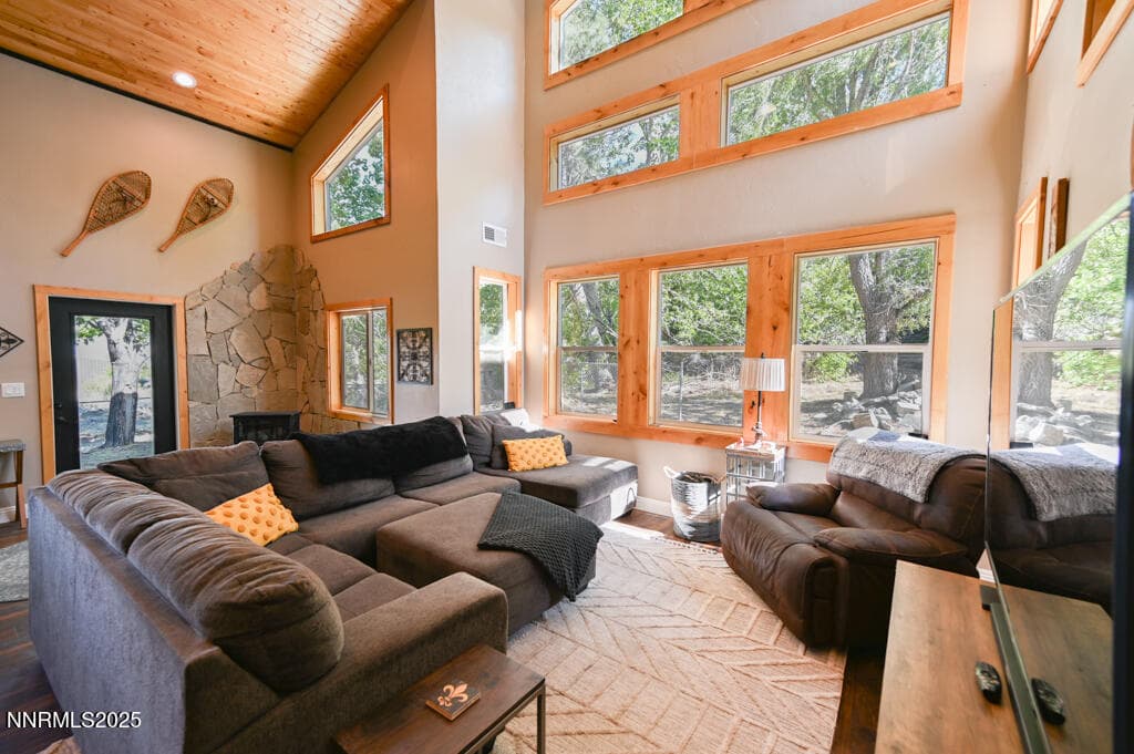 1147 AUTUMN HILLS RD - Photo 4