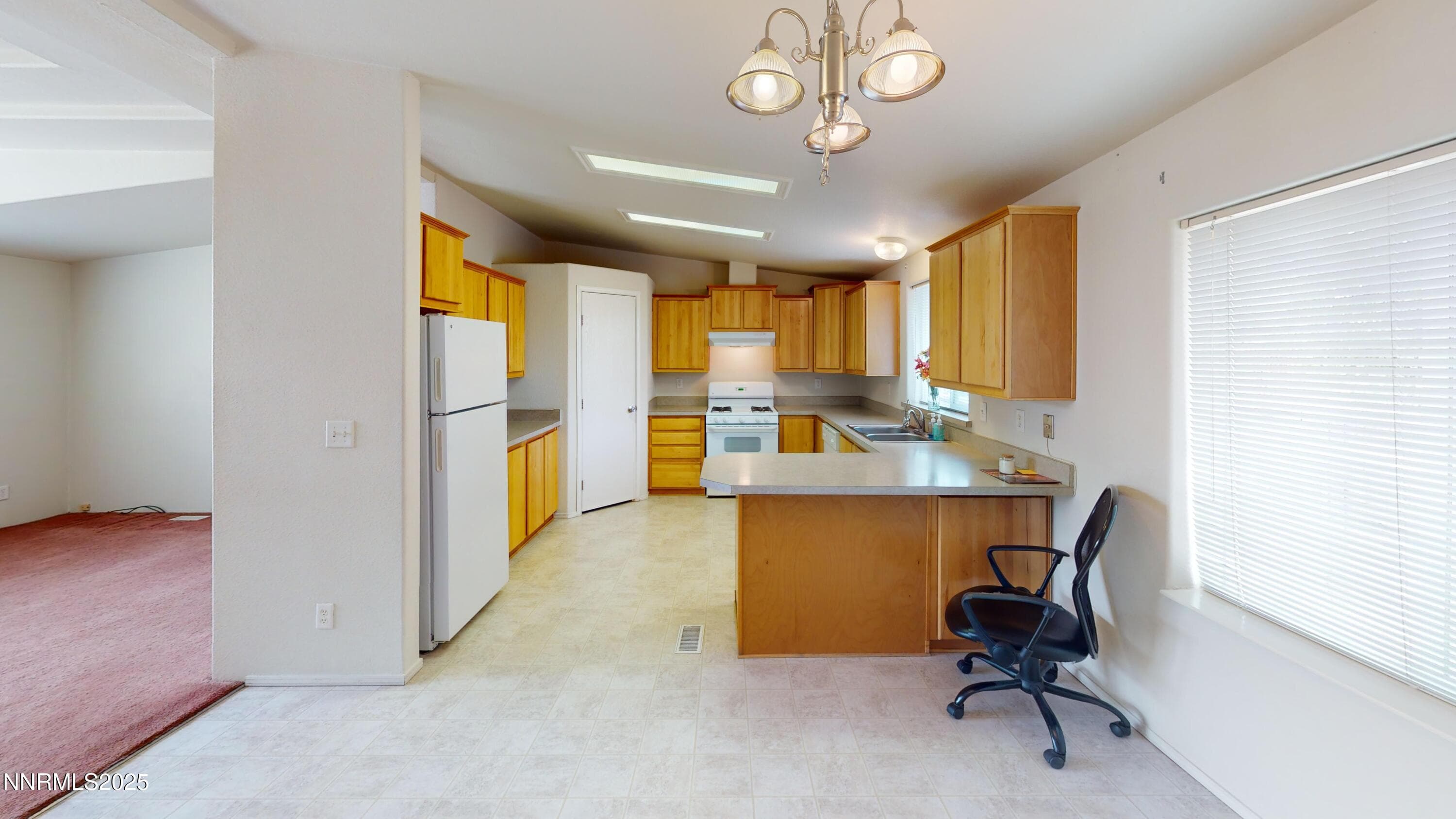 220 ANTELOPE DR - Photo 4