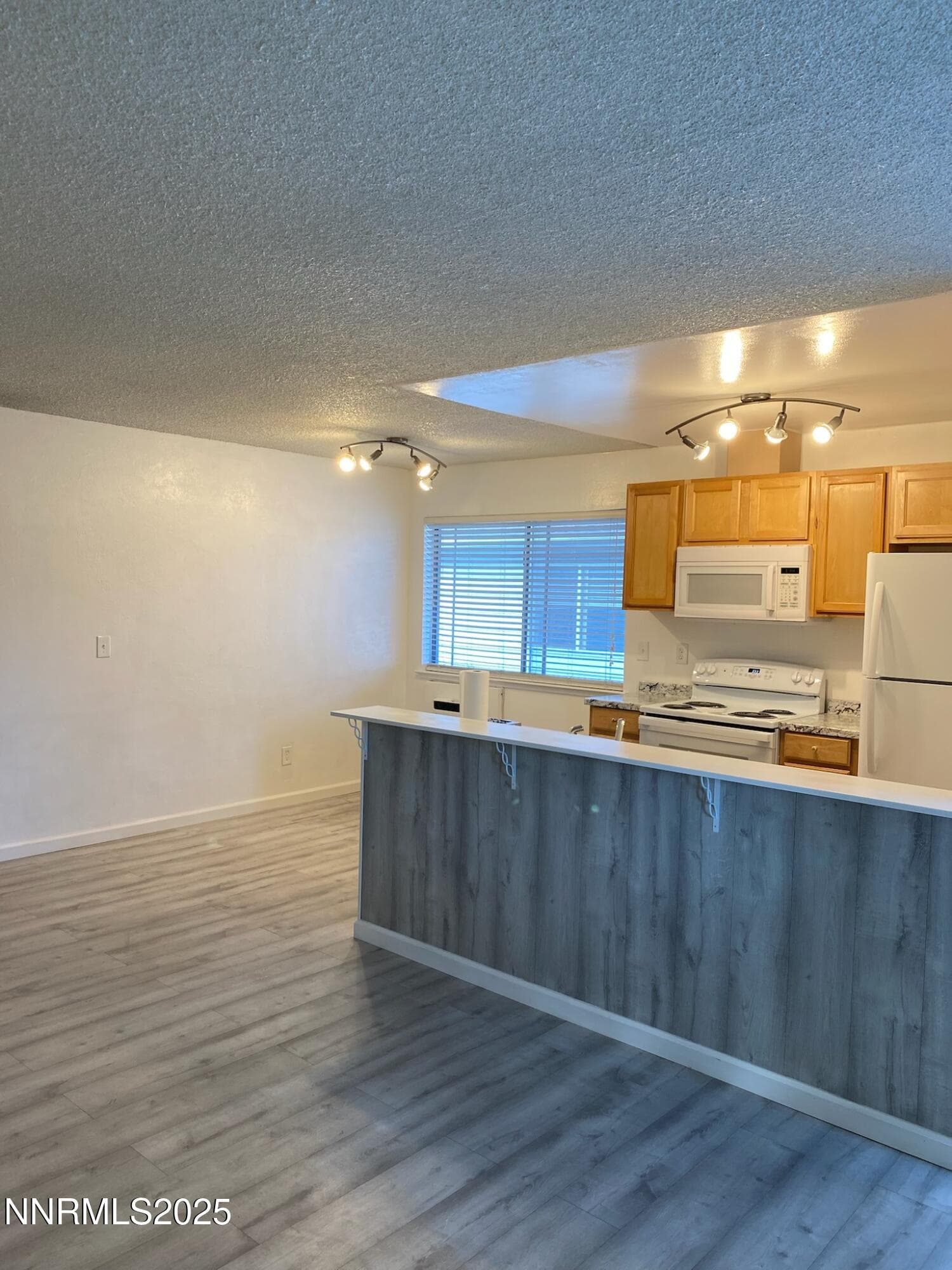 710 JAMAICA AVE - Photo 4