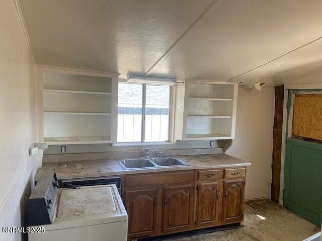 120 CARSON ST - See more photos