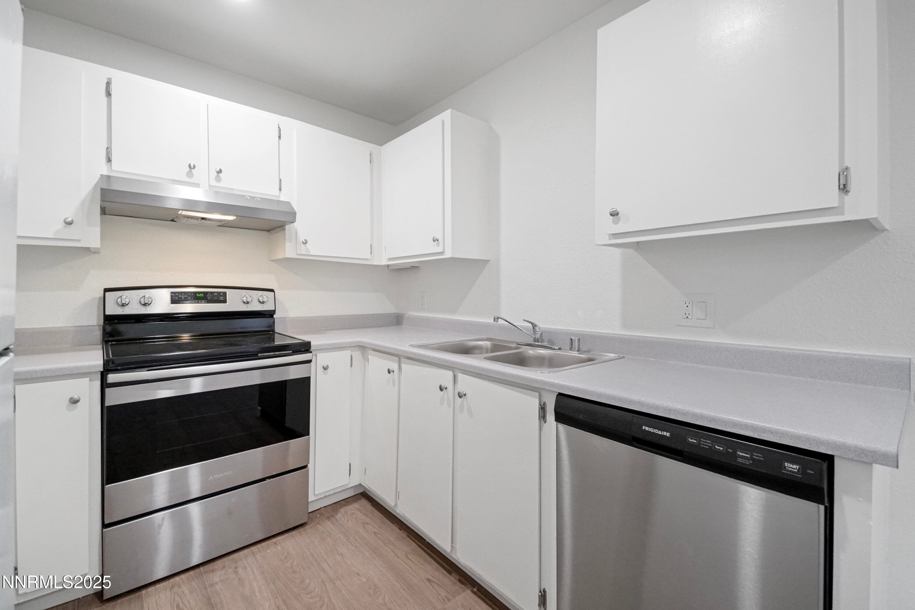 2085 Highview Ct 1 — photo 10
