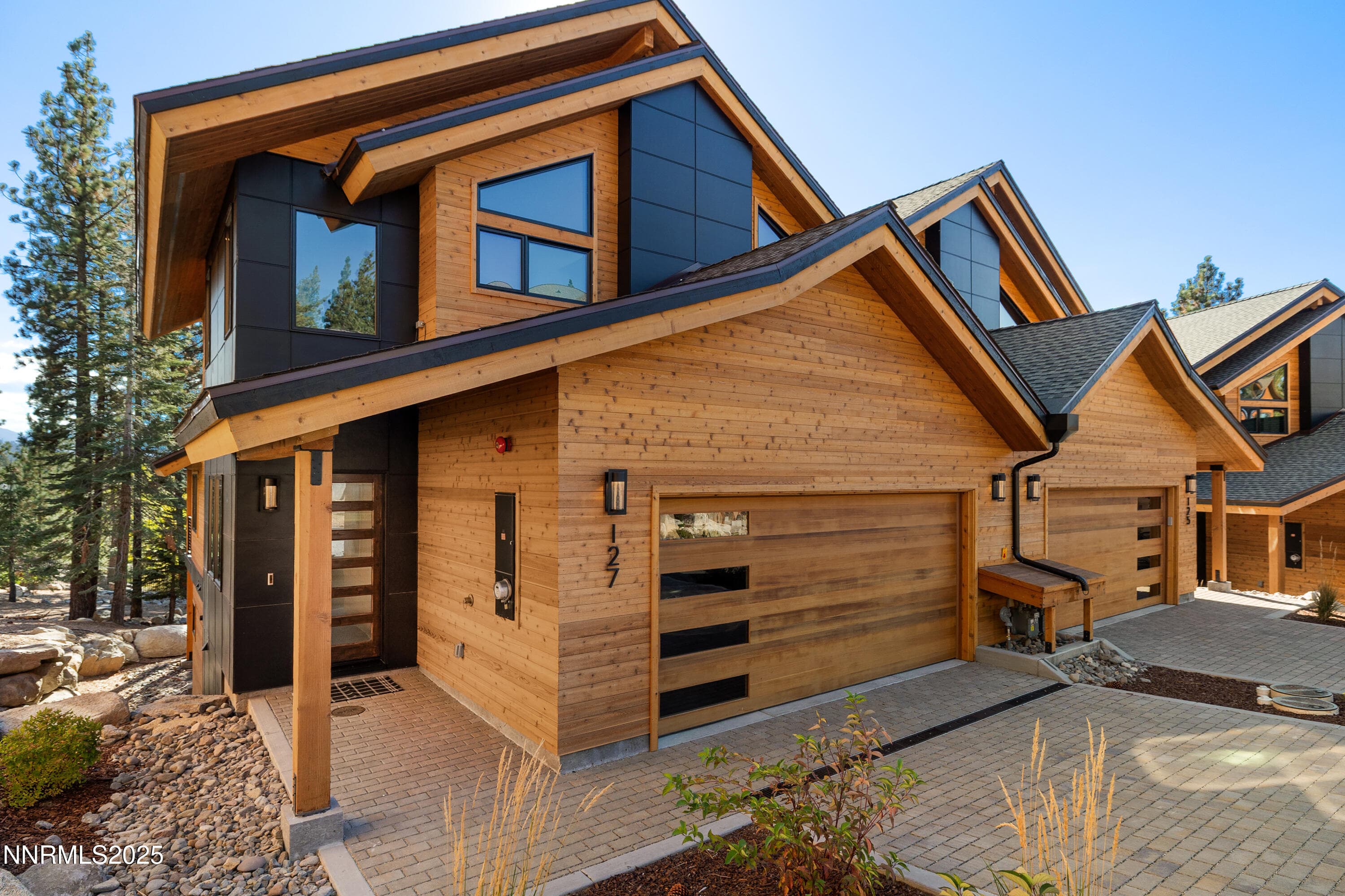 127 Sierra Colina Dr 19 — photo 2