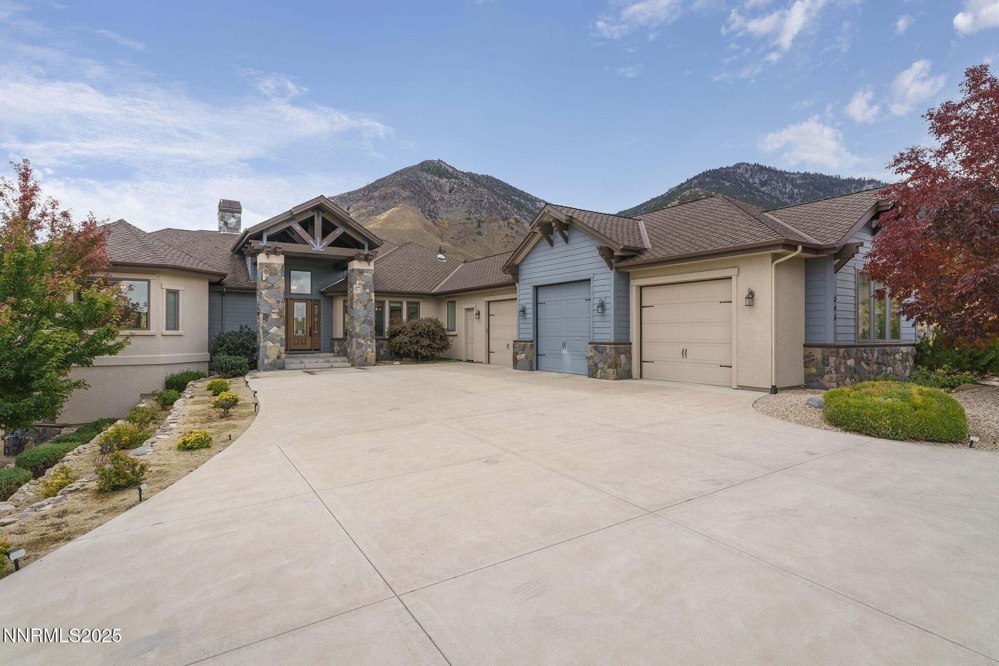 345 James Canyon Loop — photo 1