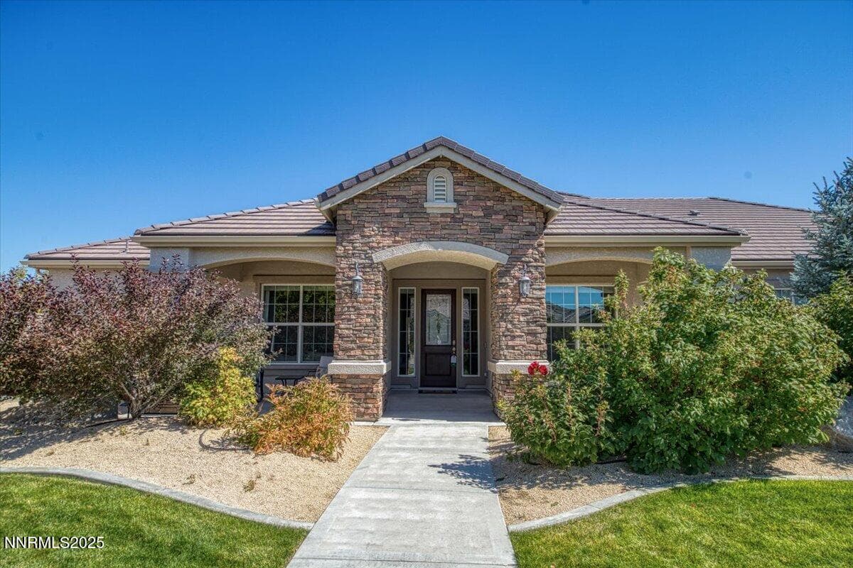 11586 Anthem Dr — photo 2