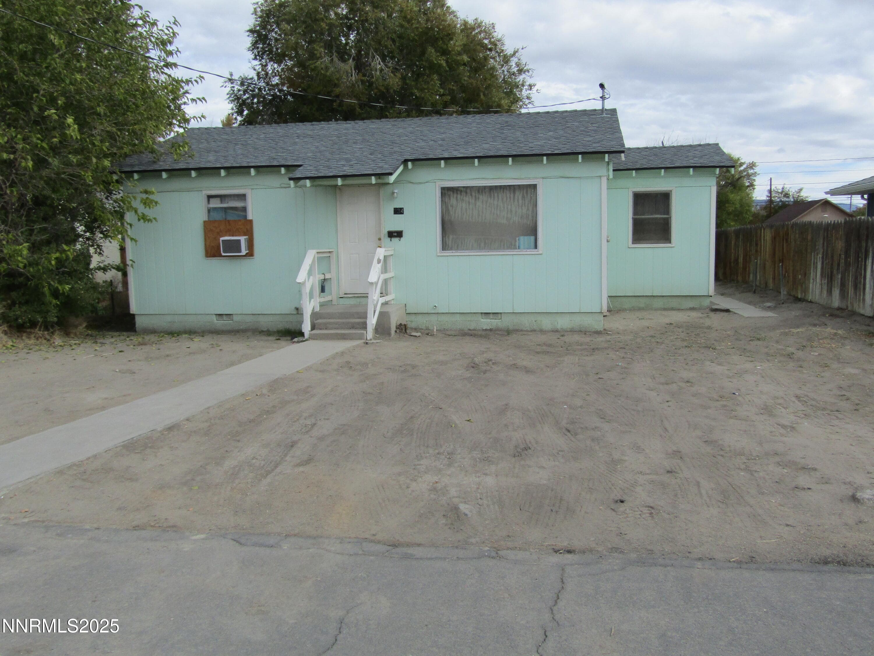234 S West St — photo 1