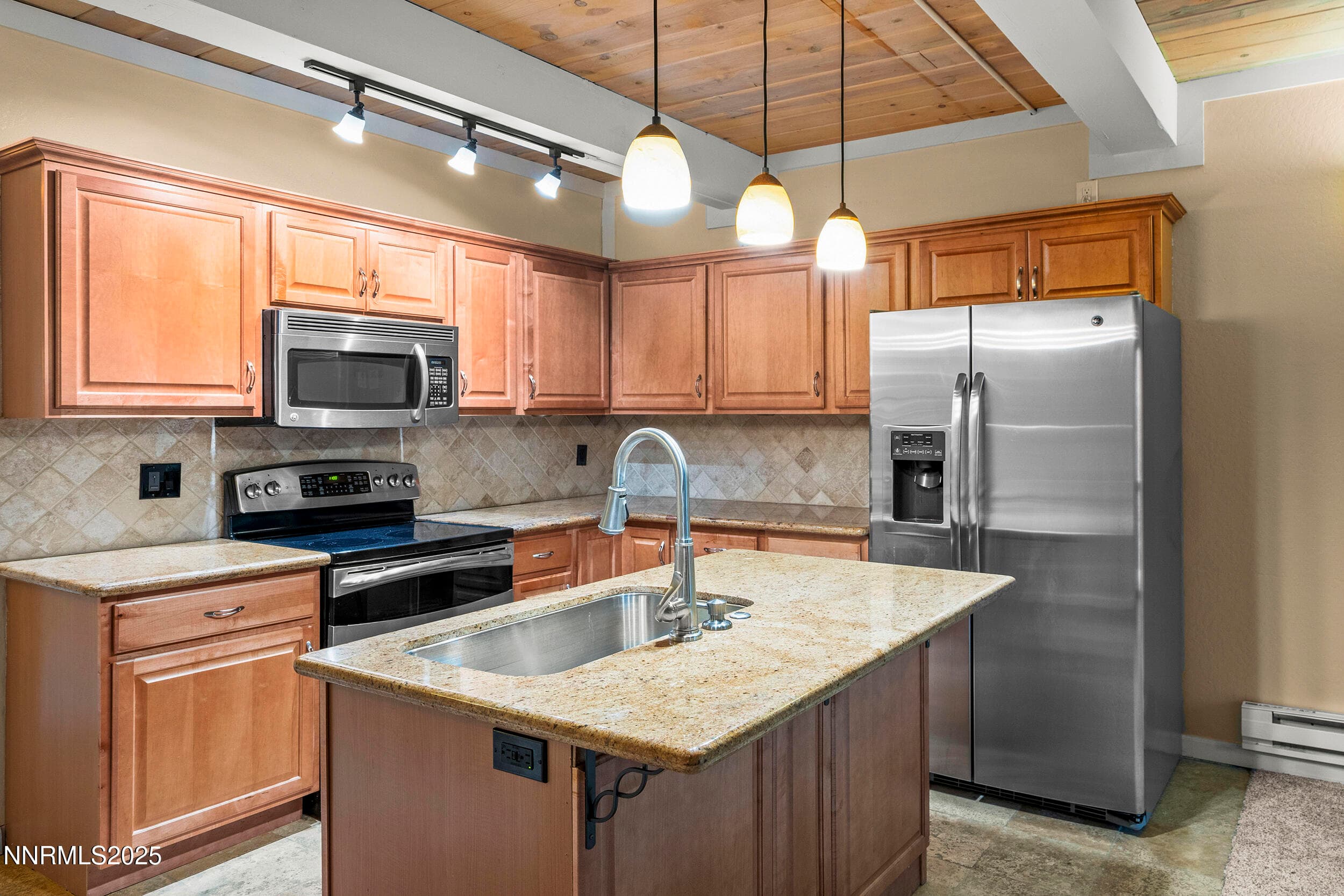 989 Tahoe Blvd # 89 — photo 2
