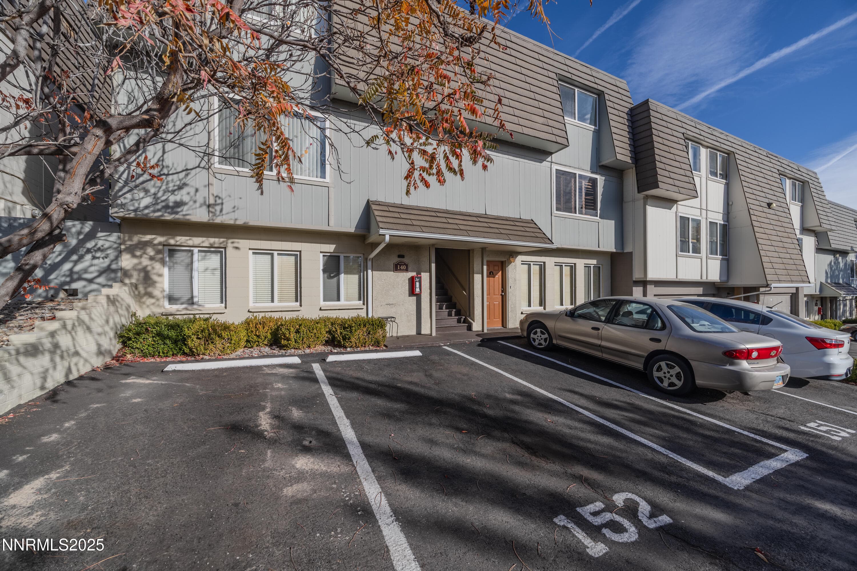 140 Griswold Ct C — photo 1