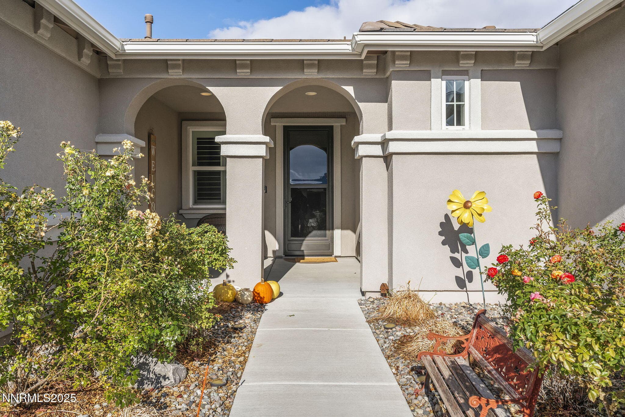 2810 Tobiano Dr — photo 2
