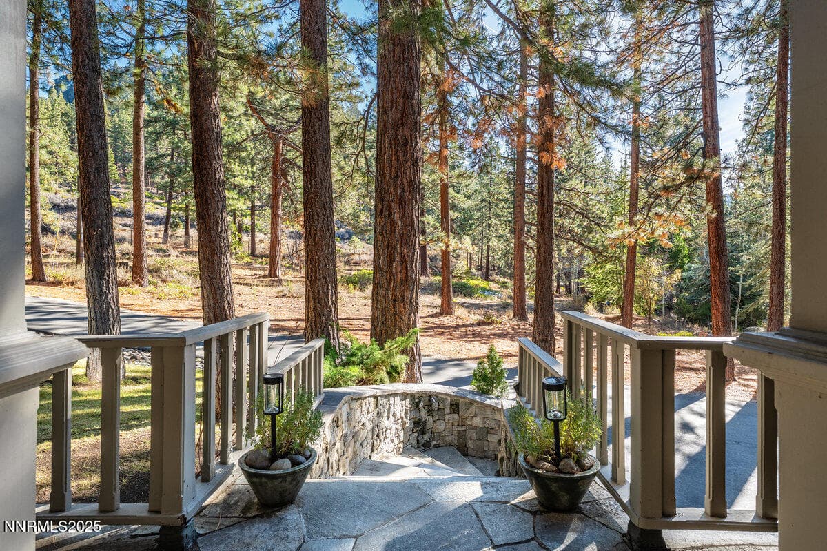 12 KELLY CIRCLE - See more photos