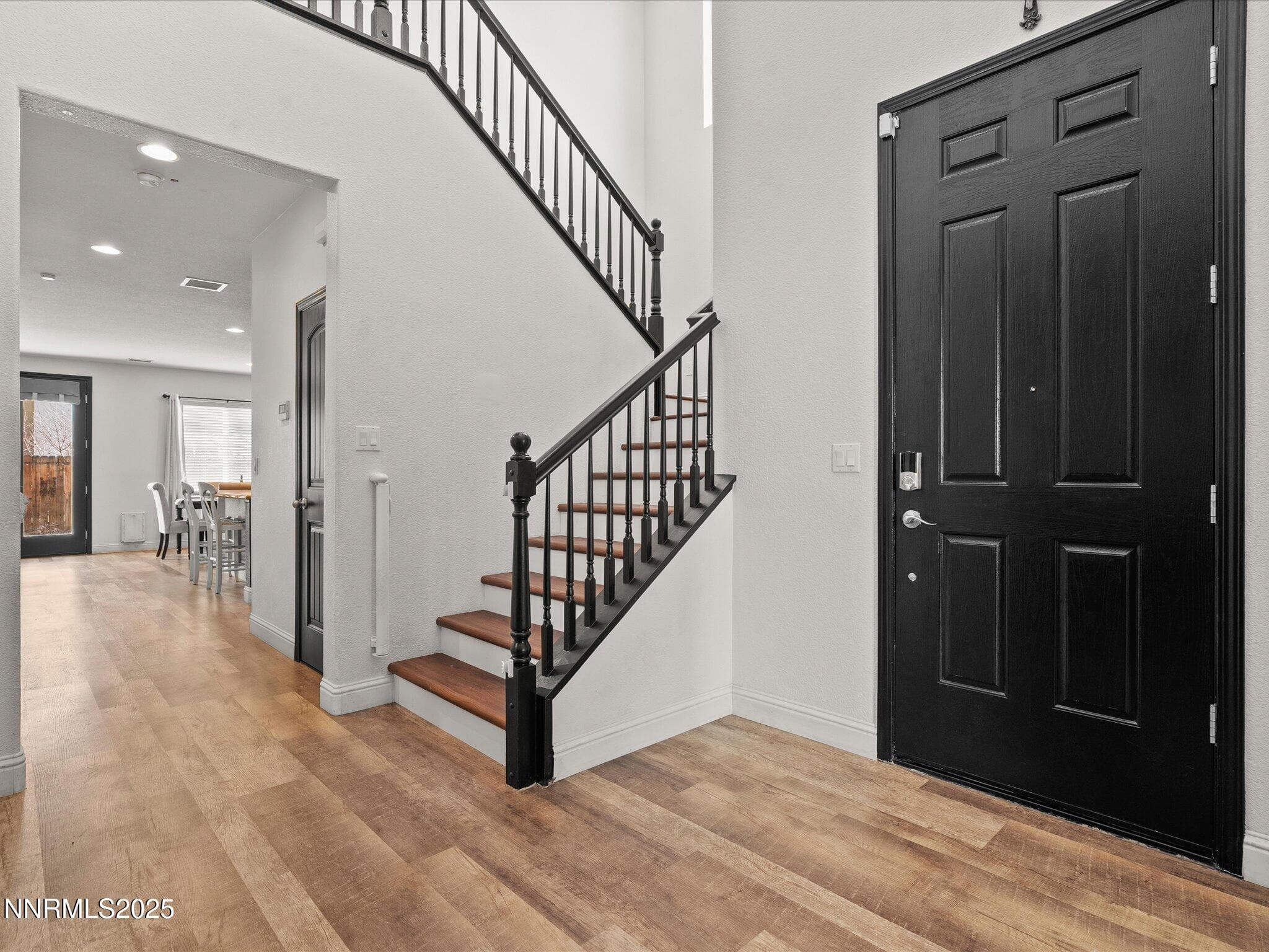 2135 HORSE PRAIRIE RD - Photo 4