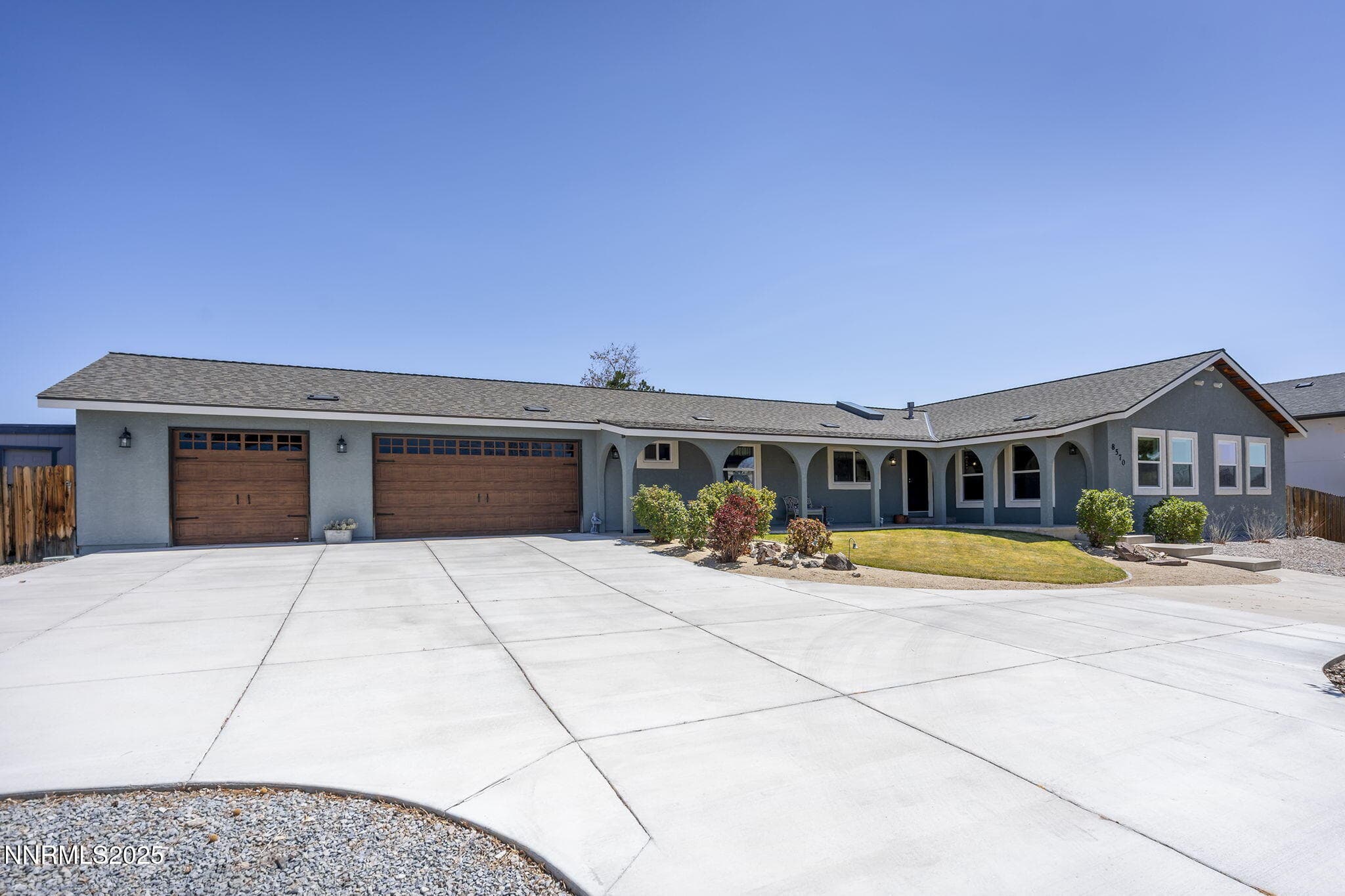 8570 Eaglenest Rd — photo 1