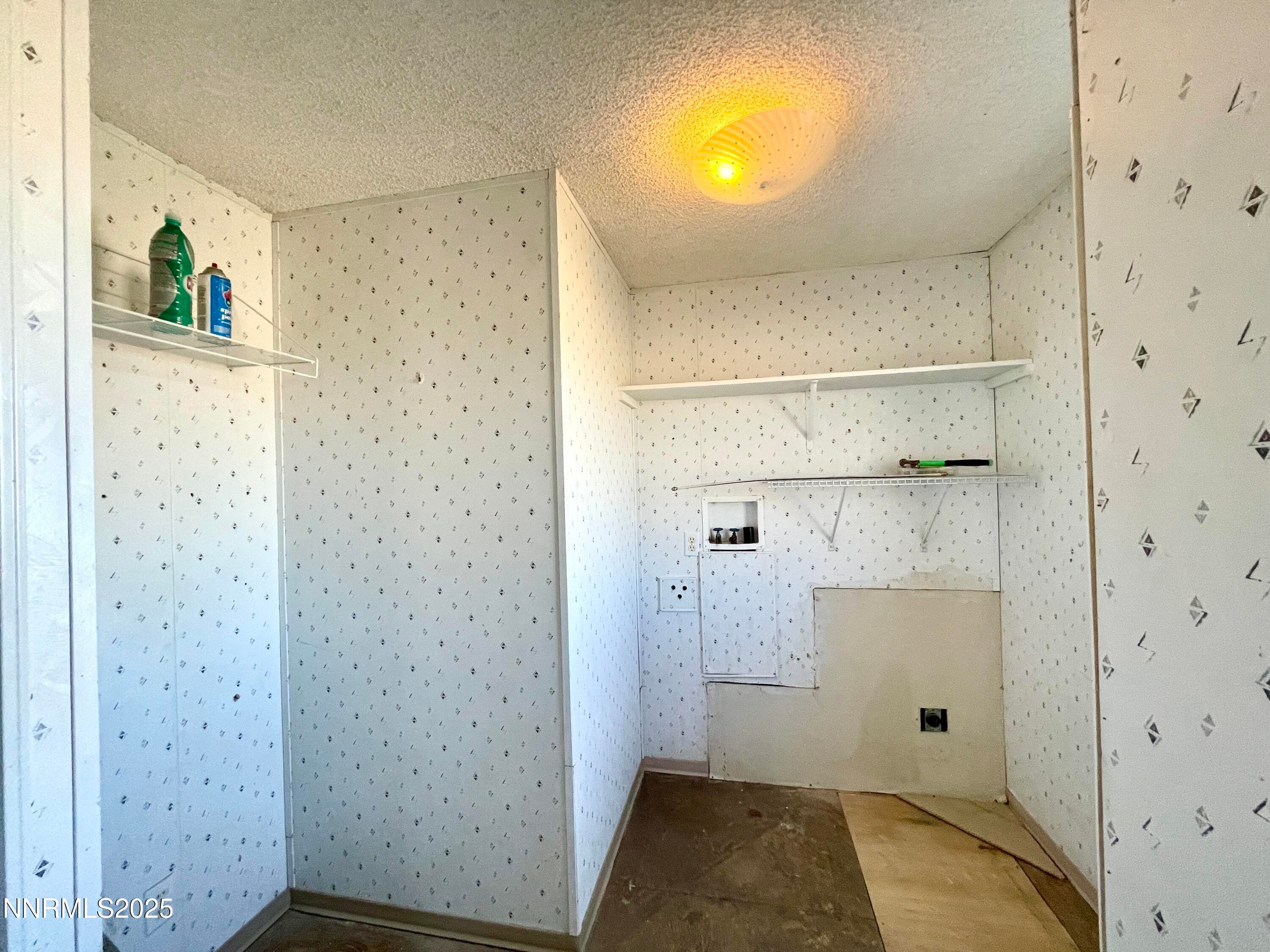 6055 AMOS DR - Photo 3