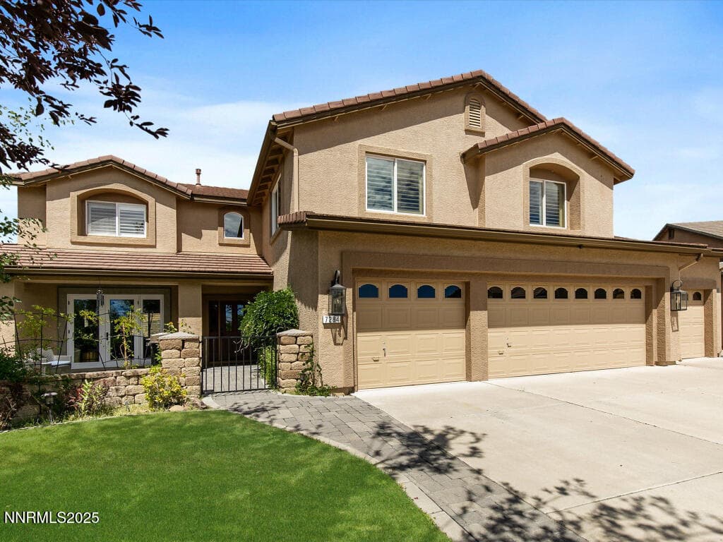 7284 Glenmore Ct — photo 1