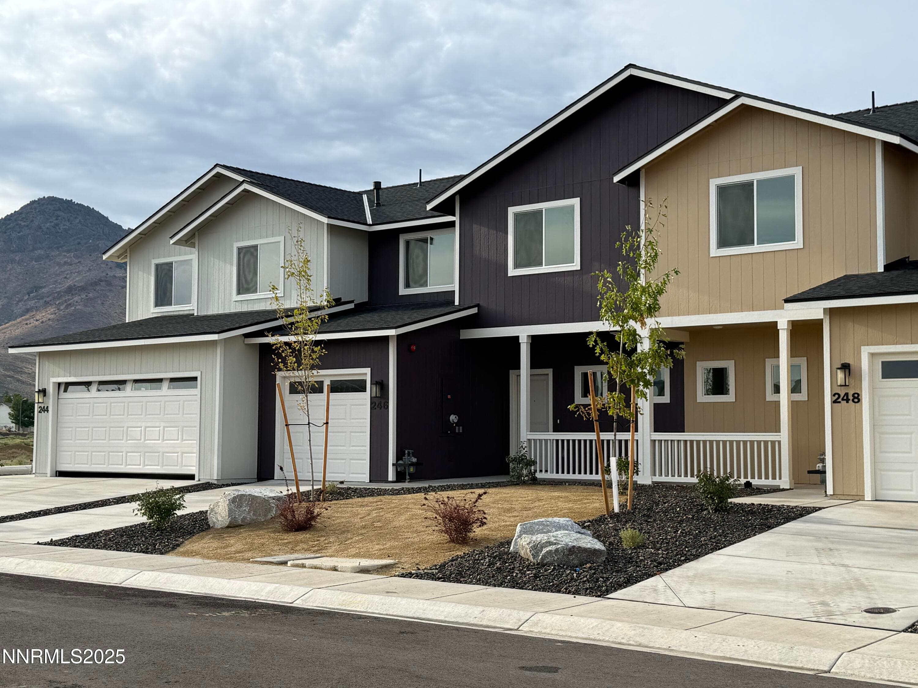 246 Green Ln — photo 2