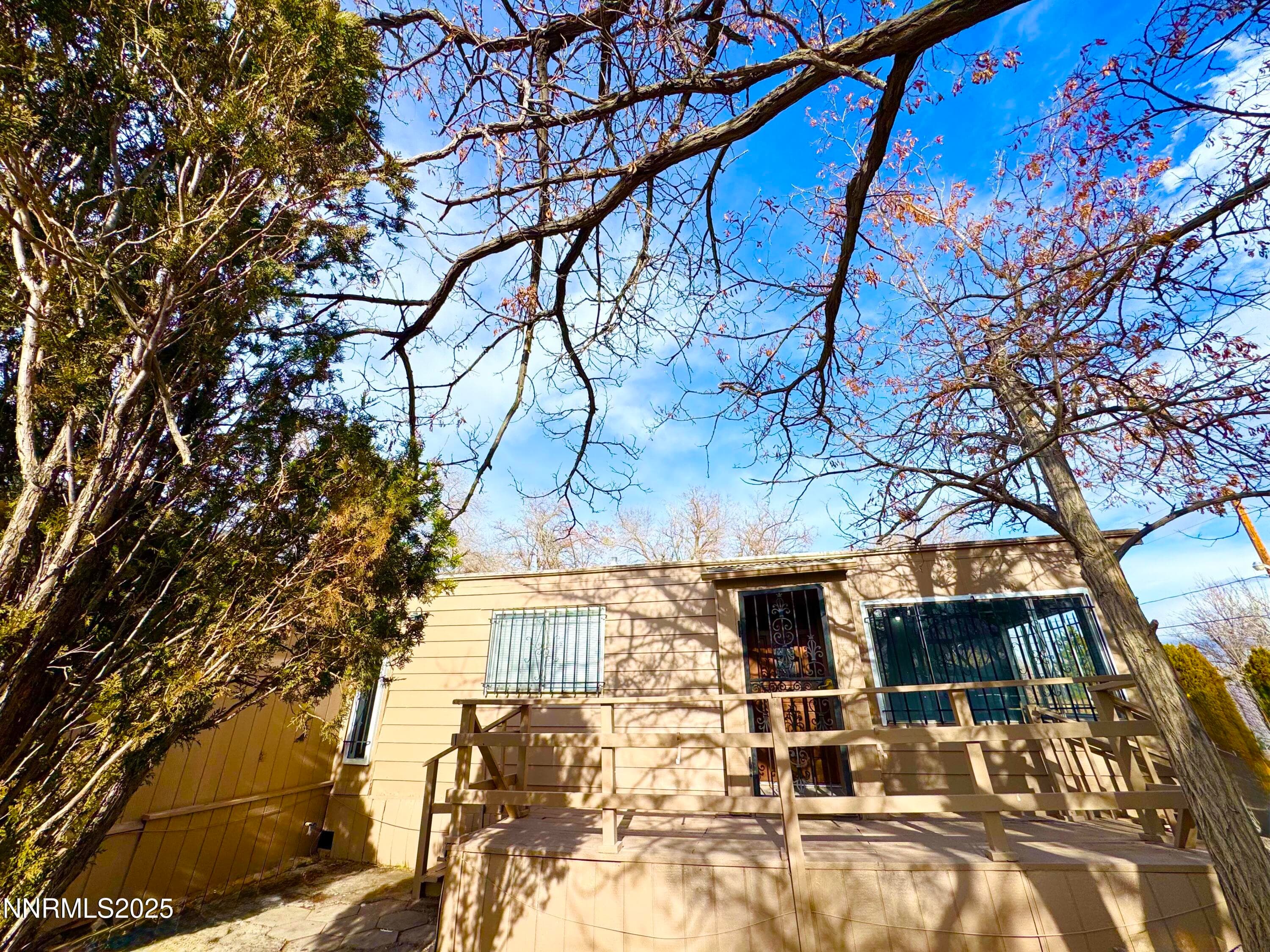 4738 W Leonesio Dr — photo 2