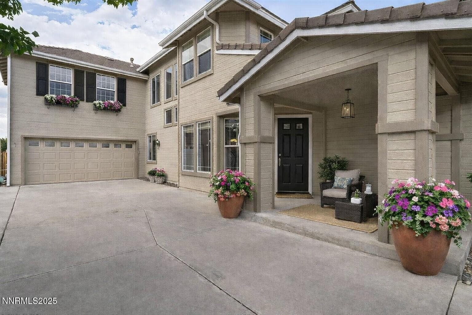 2608 Arrowsmith Dr — photo 2