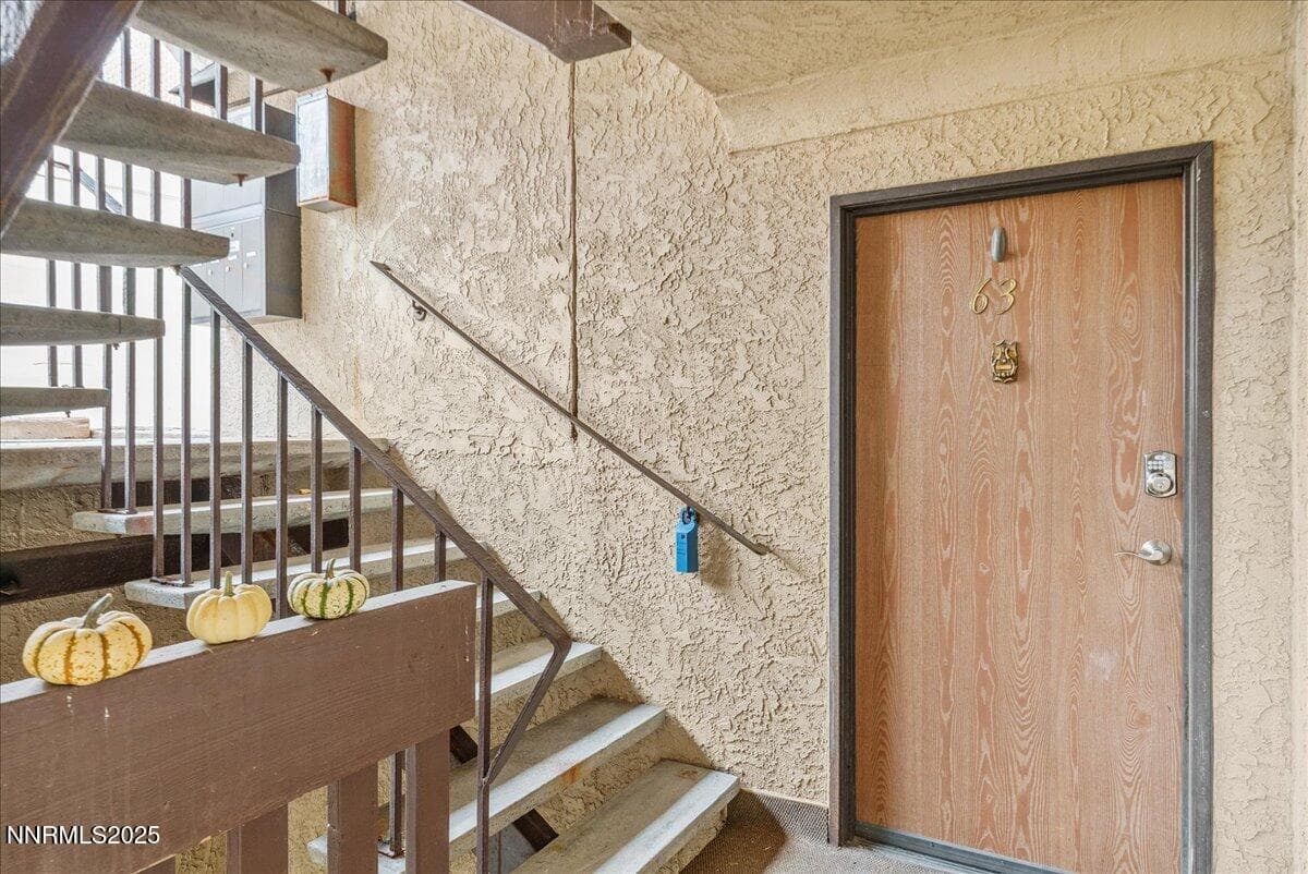 63 Vista Rafael Parkway — photo 1