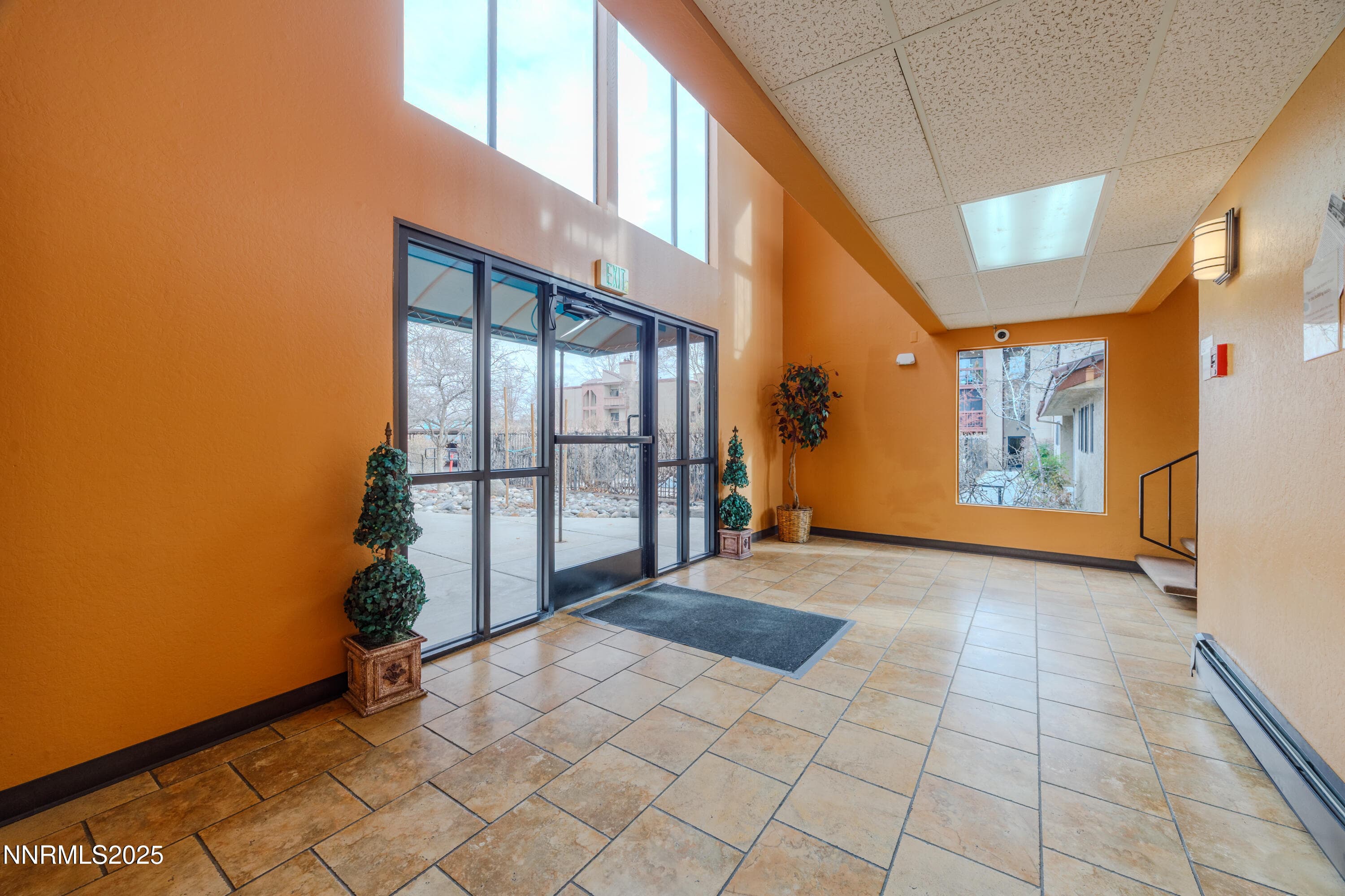 1000 Beck St 276 — photo 2