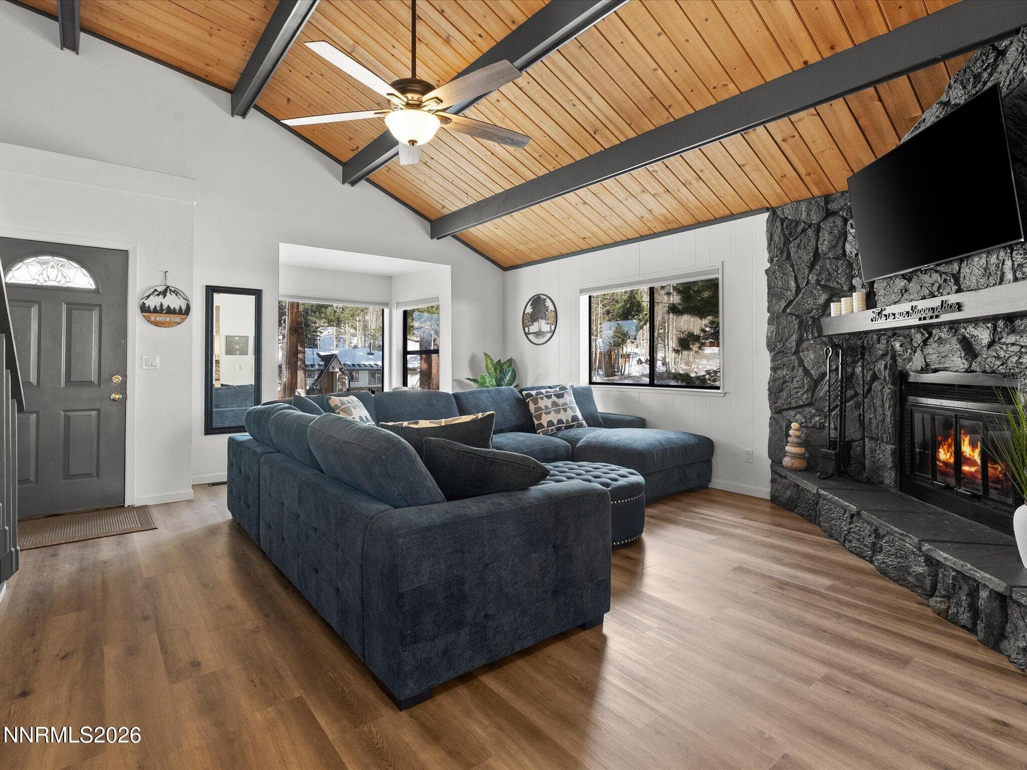 449 ANDRIA DR - Photo 4