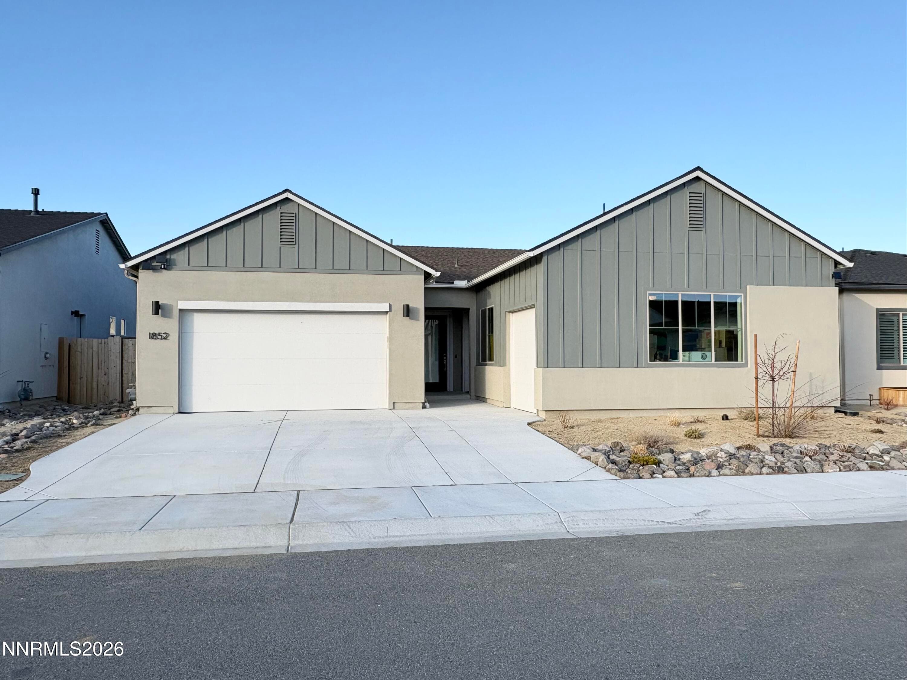 1852 Hogan Peak St — photo 2